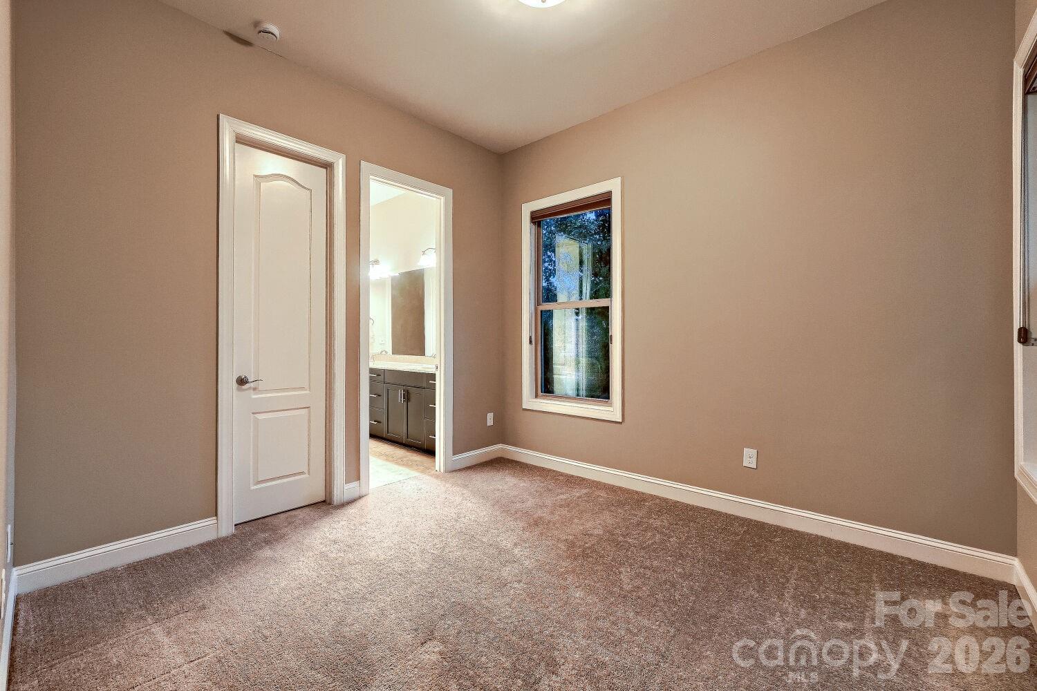 8701 Whitehawk Hill Road Property Photo 27