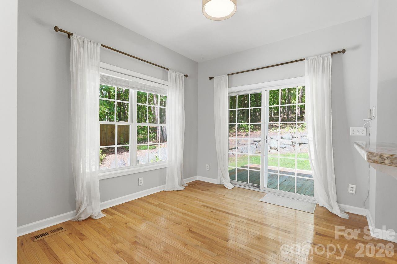 5480 Liberty Hill Road Property Photo 8