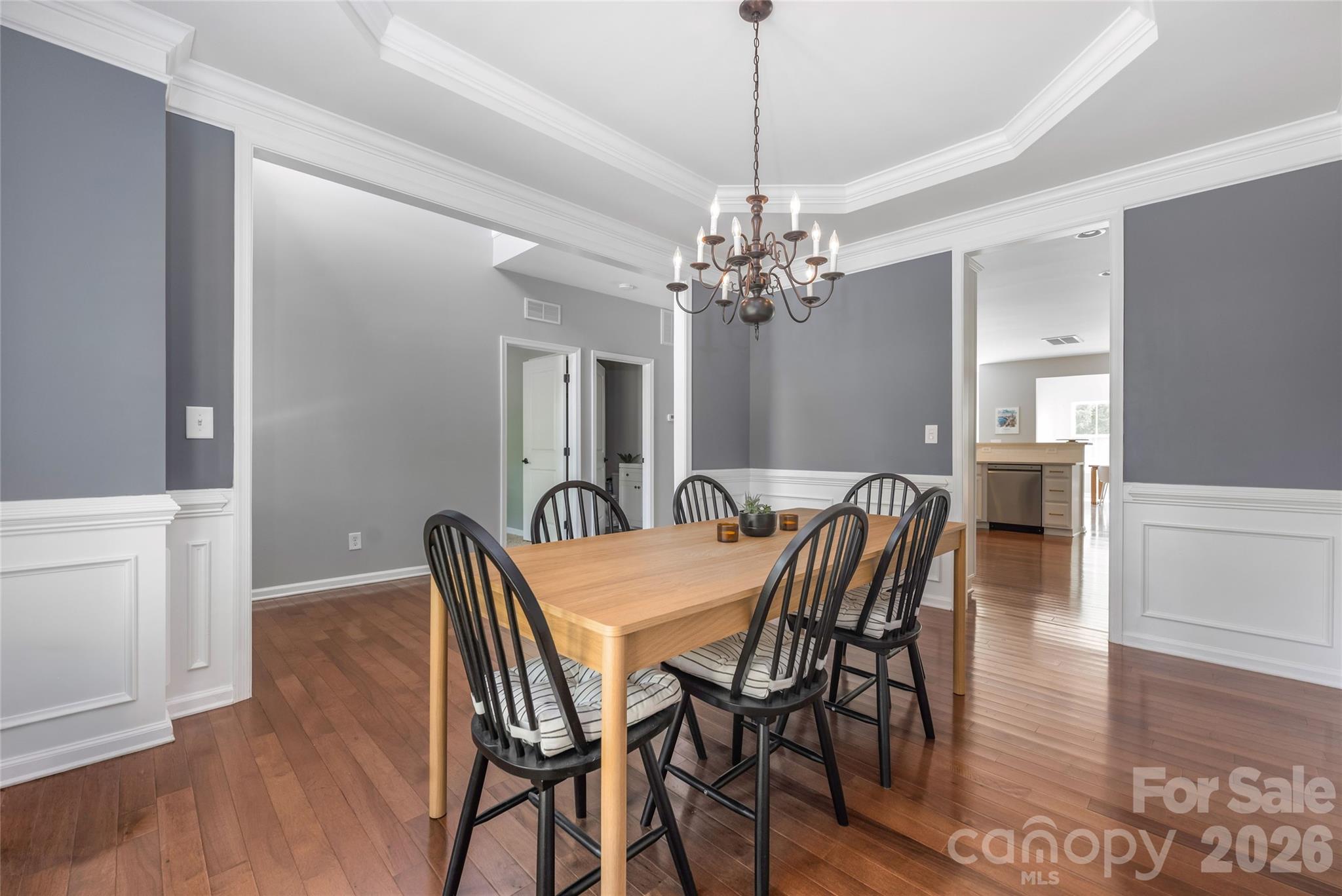 11708 Warfield Avenue Property Photo 6