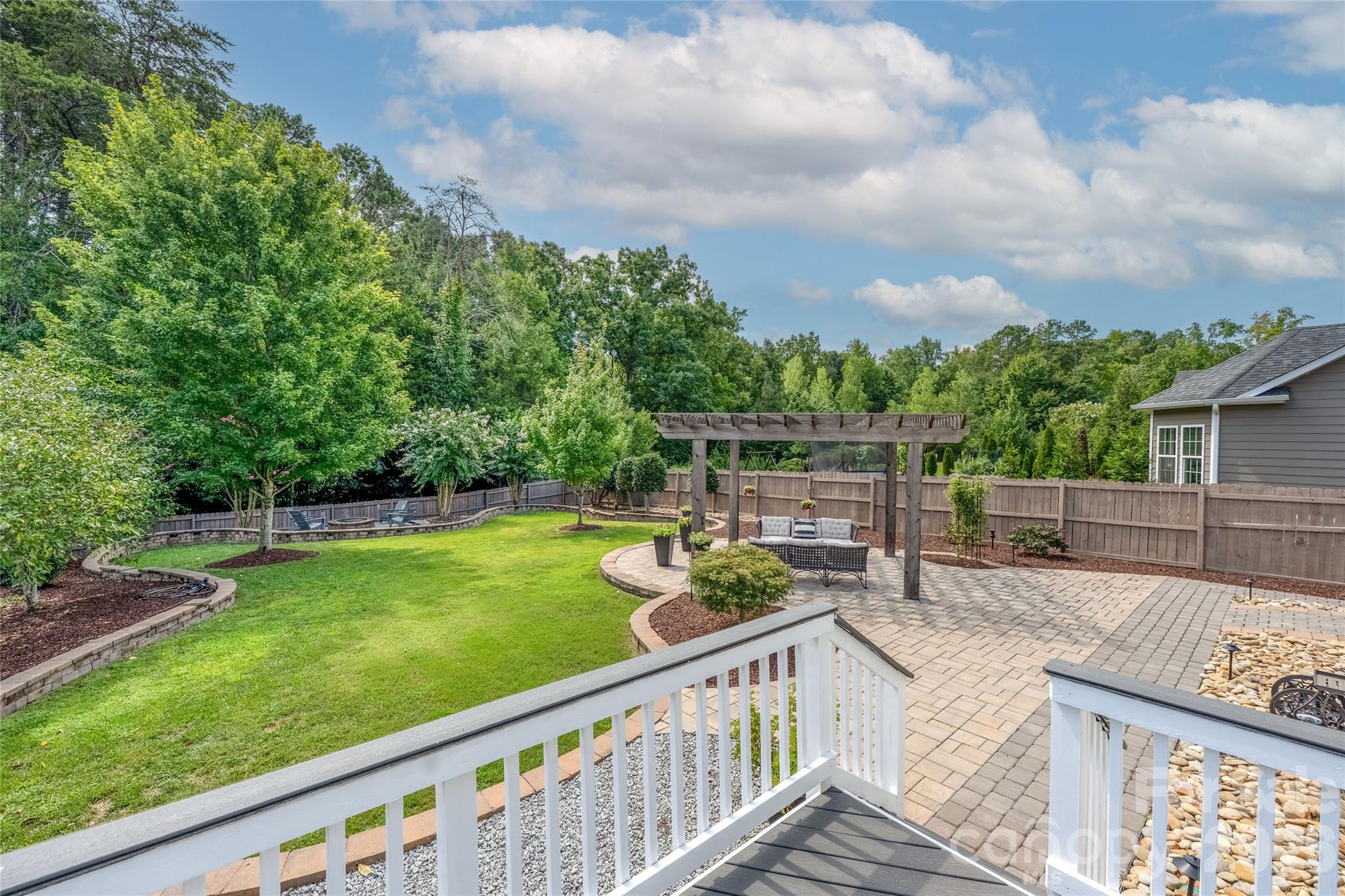 11708 Warfield Avenue Property Photo 43