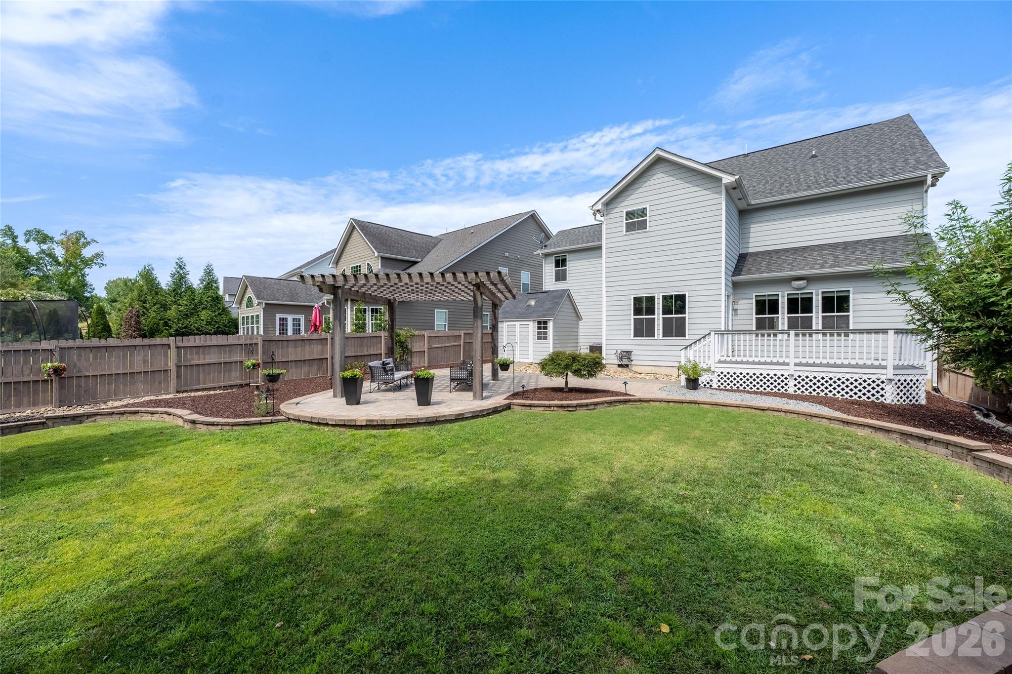 11708 Warfield Avenue Property Photo 46