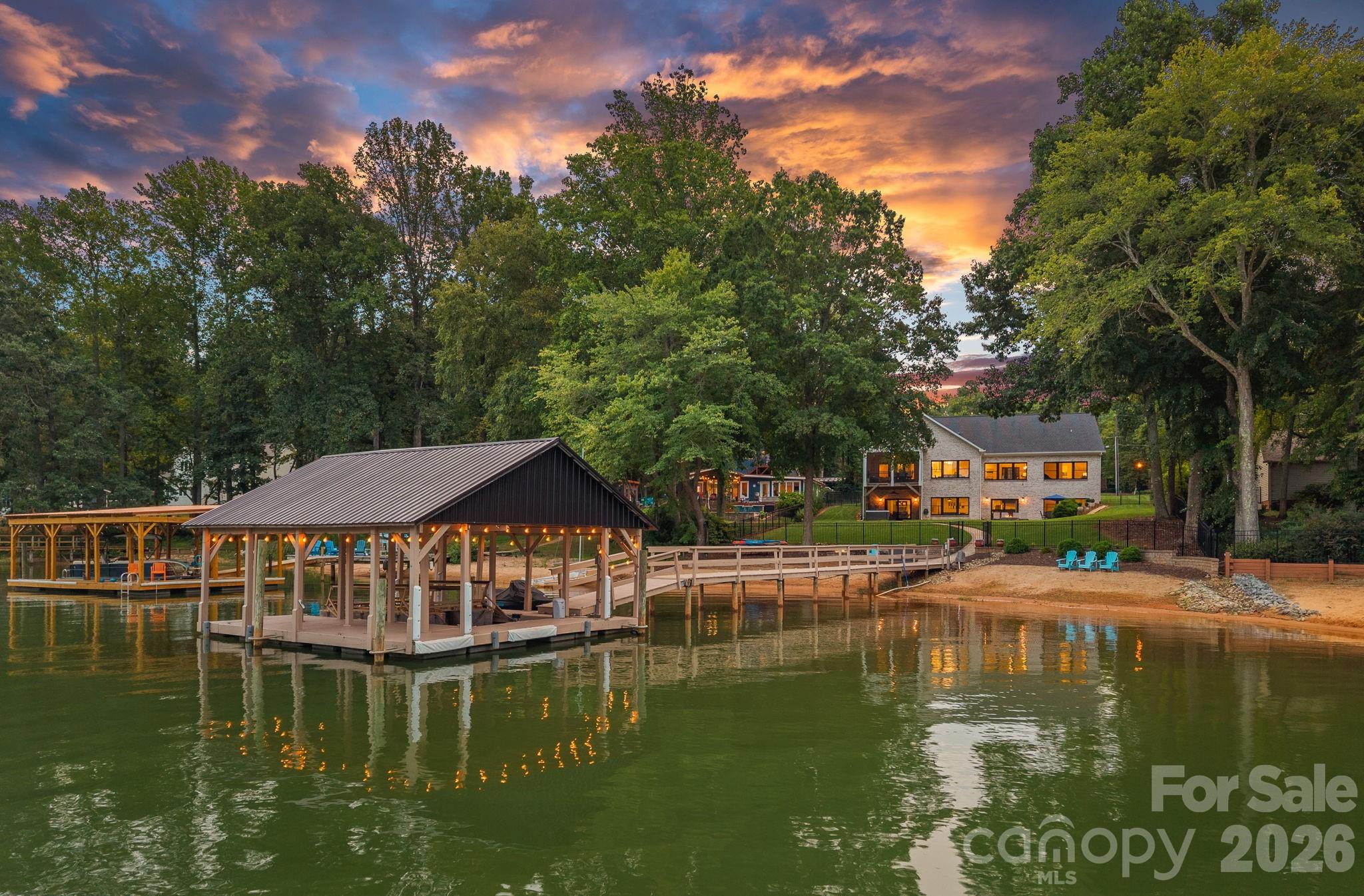 160 Malibu Road Property Photo 2