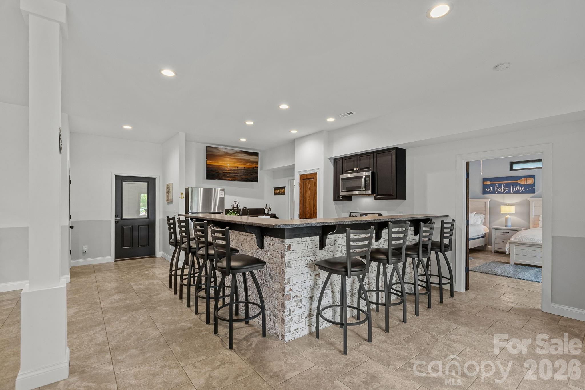 160 Malibu Road Property Photo 28