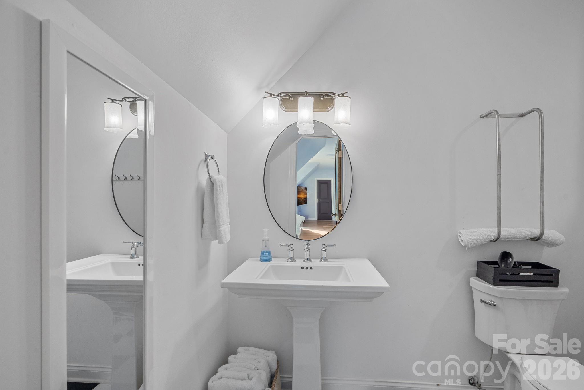 160 Malibu Road Property Photo 34