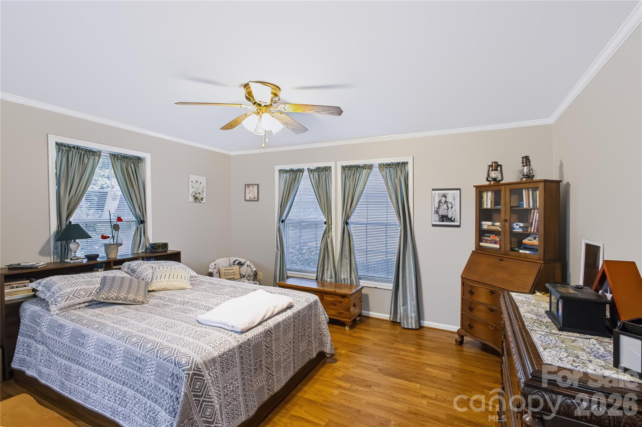 8137 Rowe Street Property Photo 10