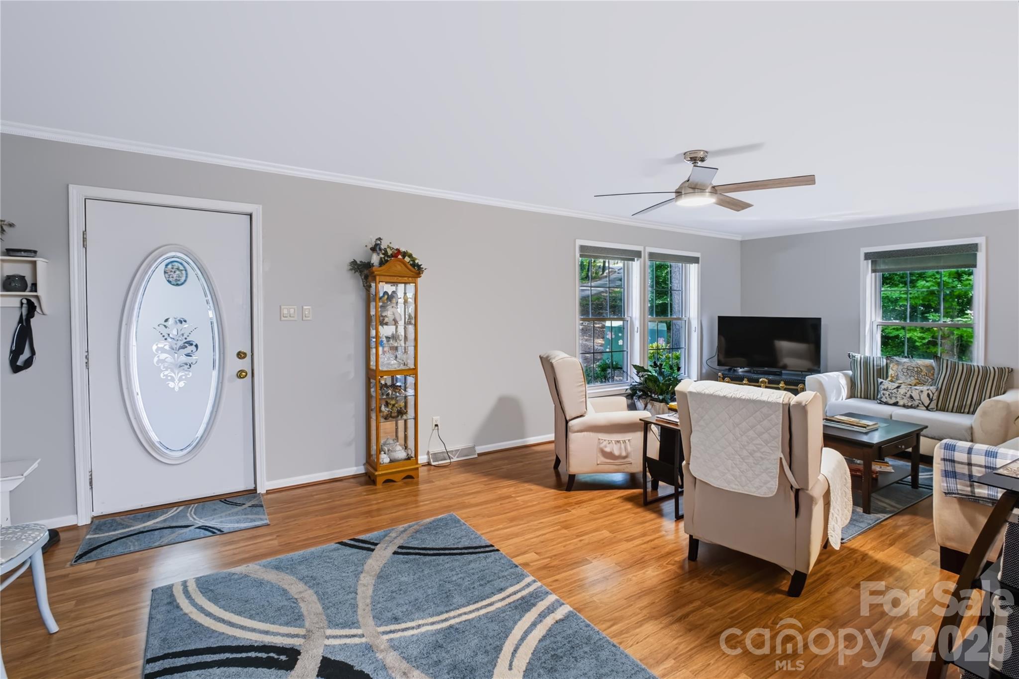 8137 Rowe Street Property Photo 14