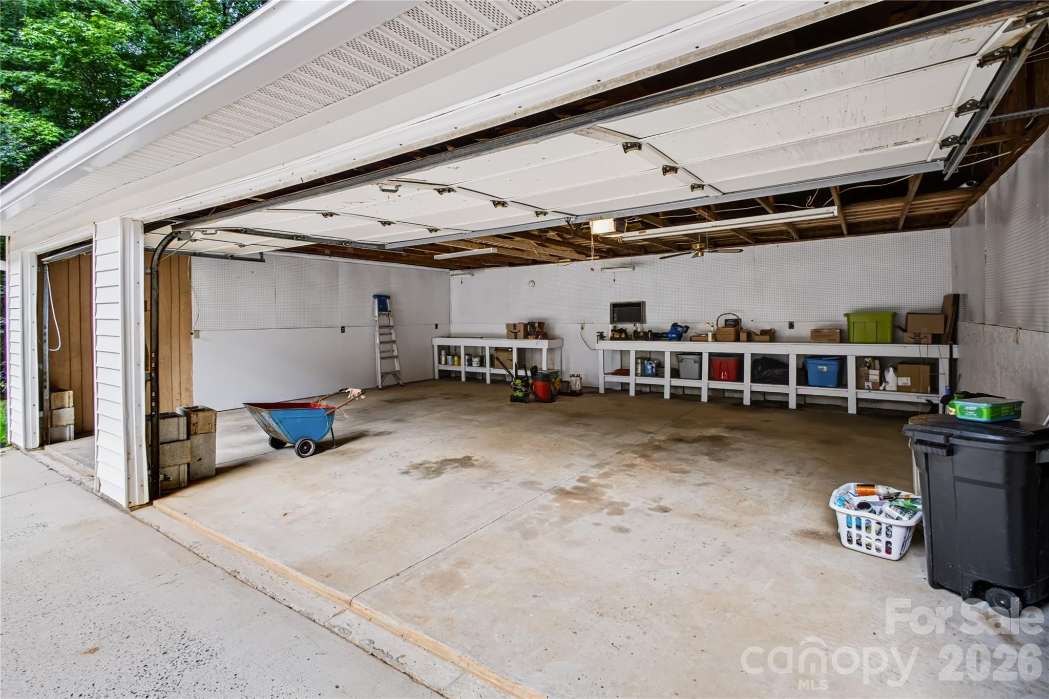 8137 Rowe Street Property Photo 30