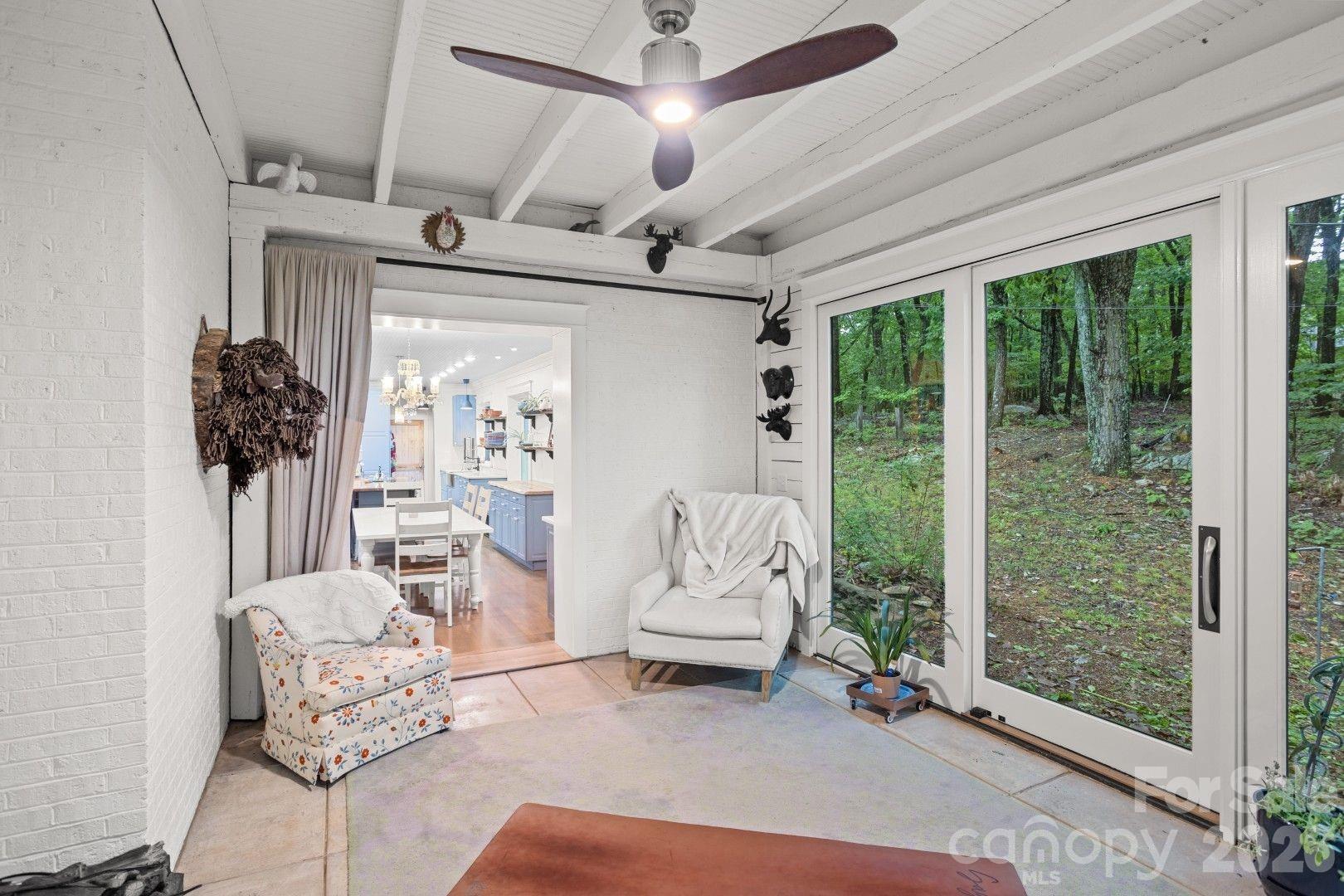 301 Carolina Avenue Property Photo 10