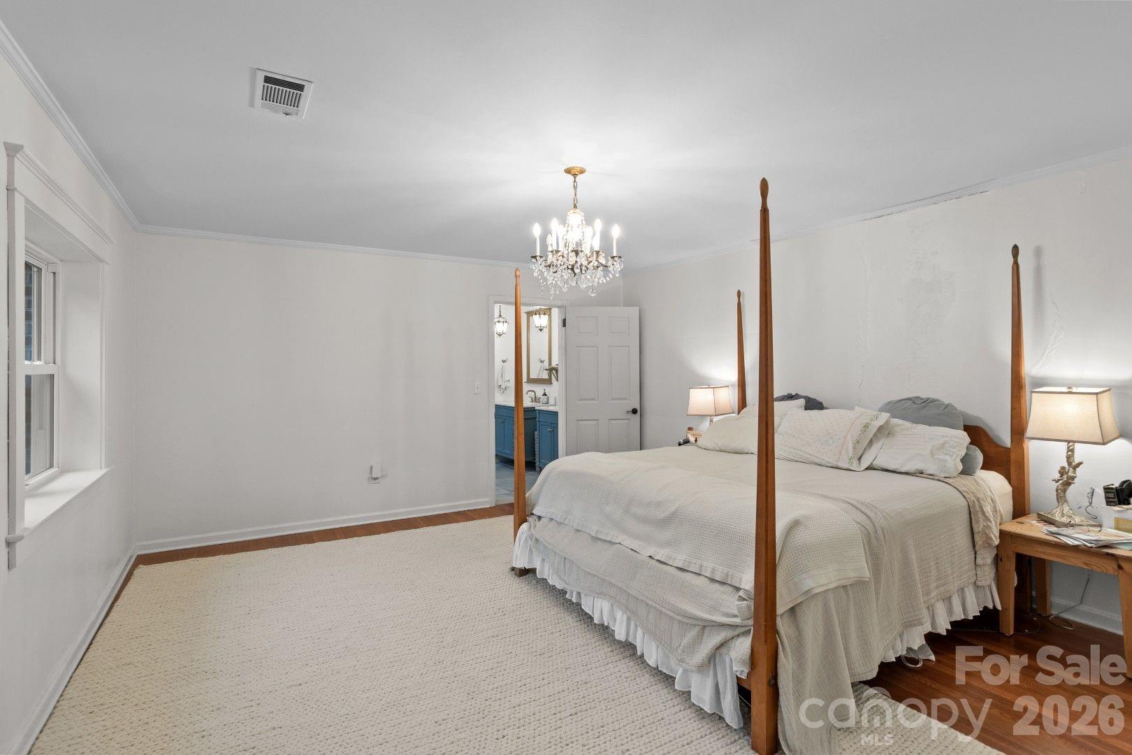 301 Carolina Avenue Property Photo 16