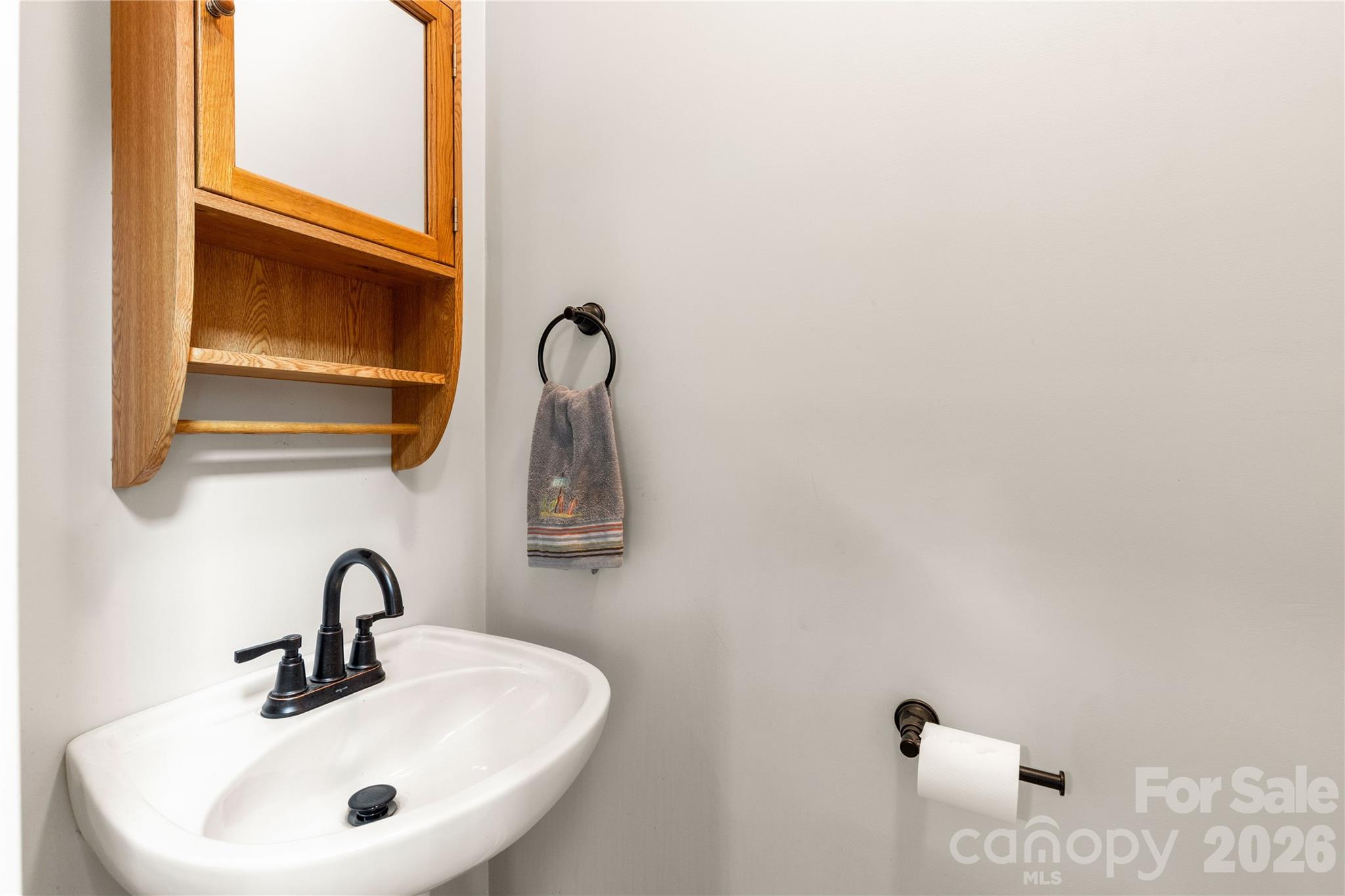 901 Clover Park Drive Property Photo 22