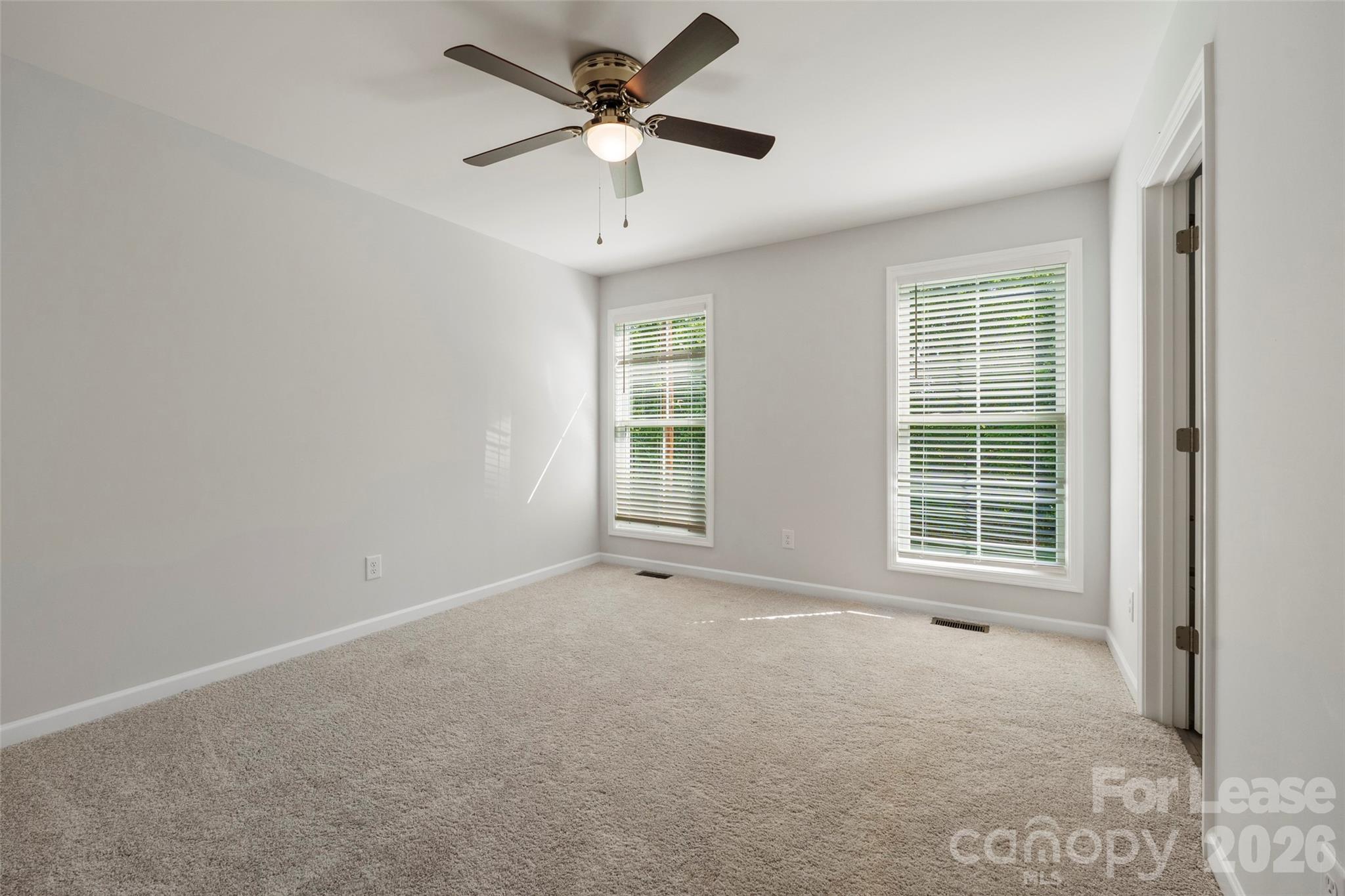 702 Park Avenue Property Photo 12