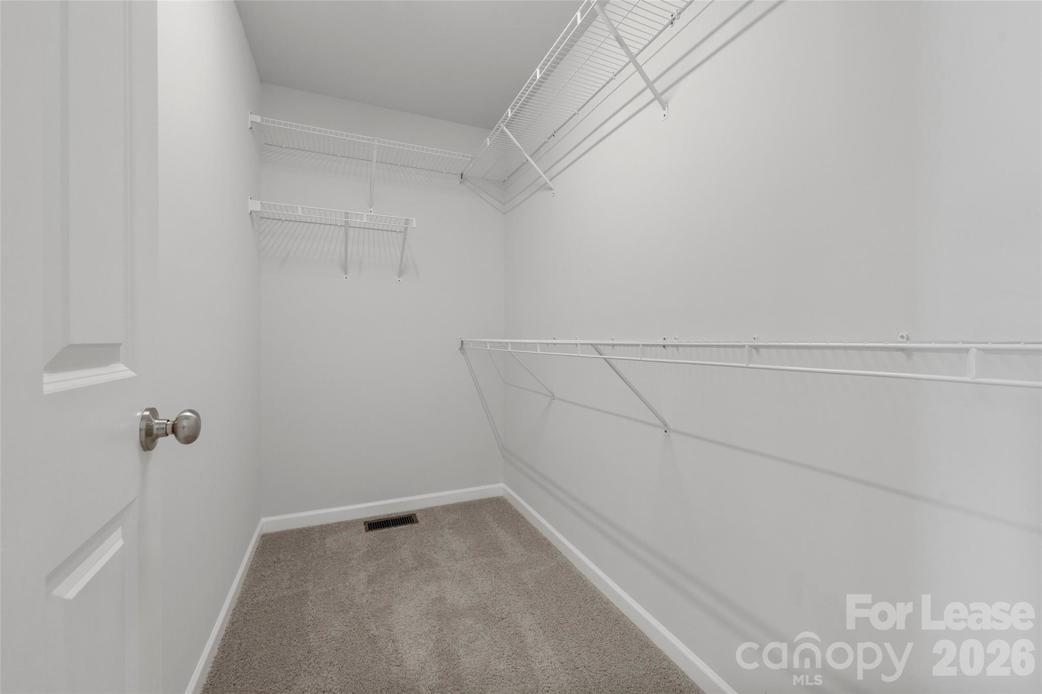 702 Park Avenue Property Photo 16