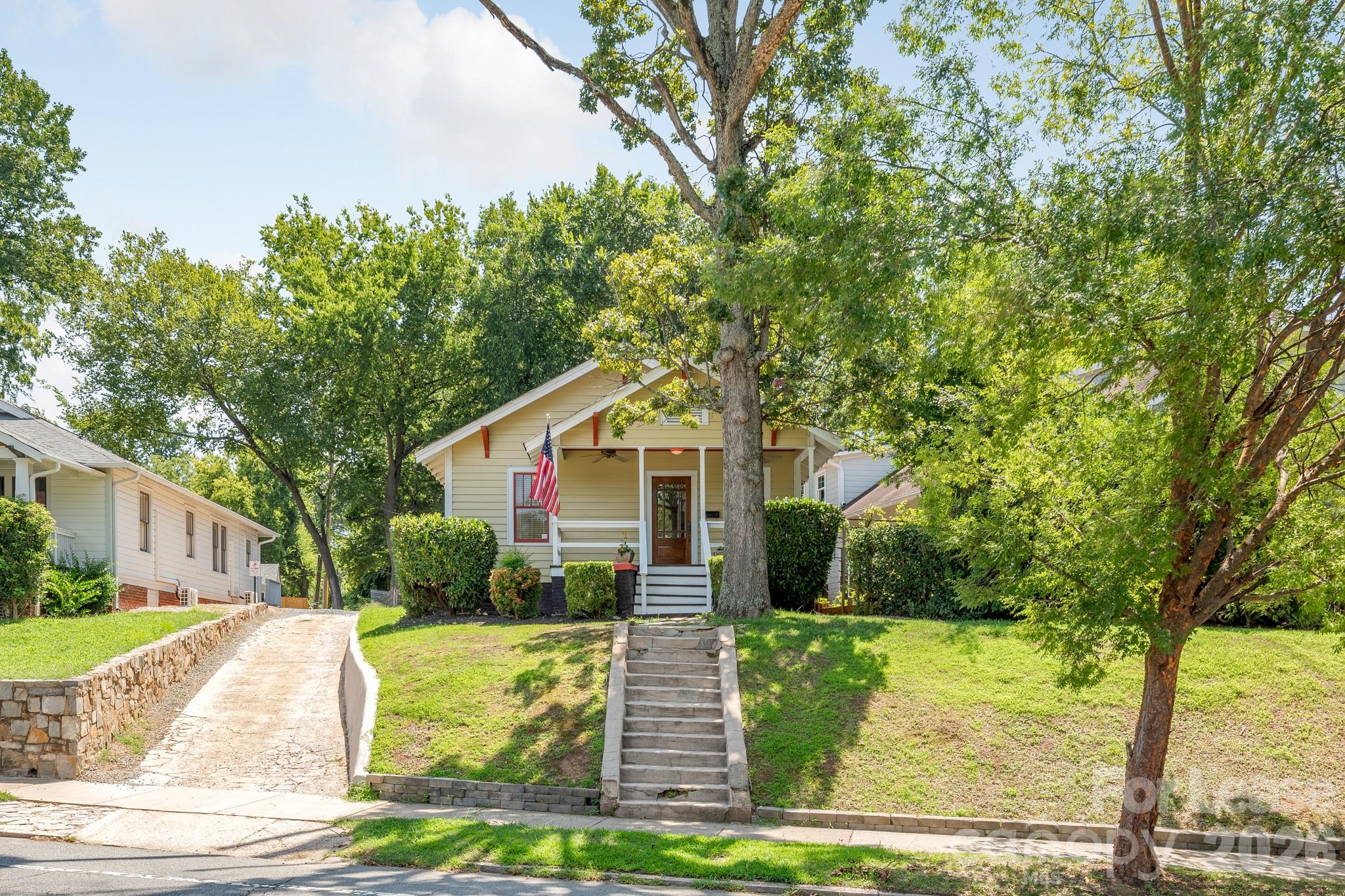 1619 S Mint Street Property Photo 4