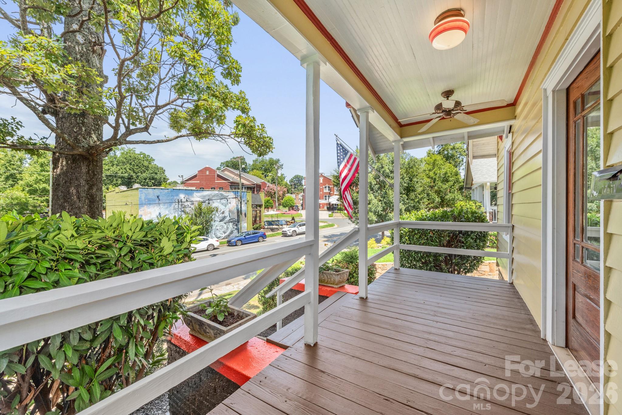 1619 S Mint Street Property Photo 5