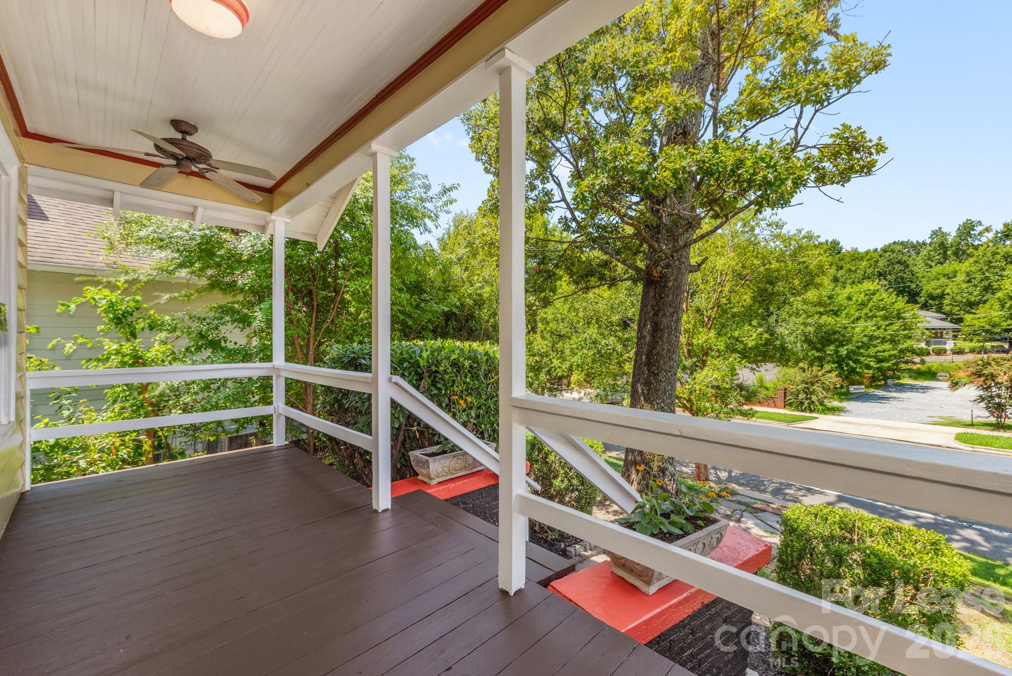 1619 S Mint Street Property Photo 6