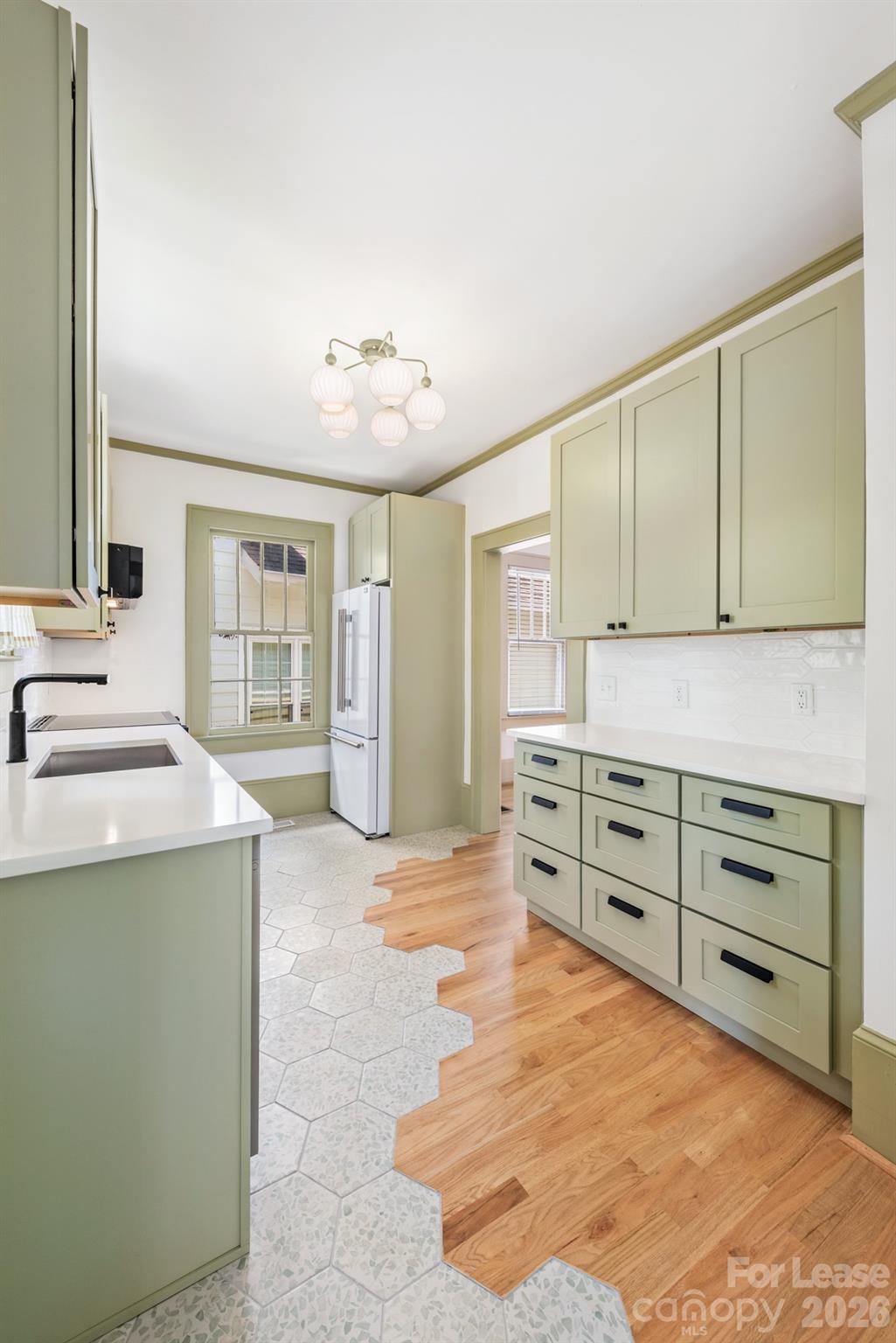 1619 S Mint Street Property Photo 16