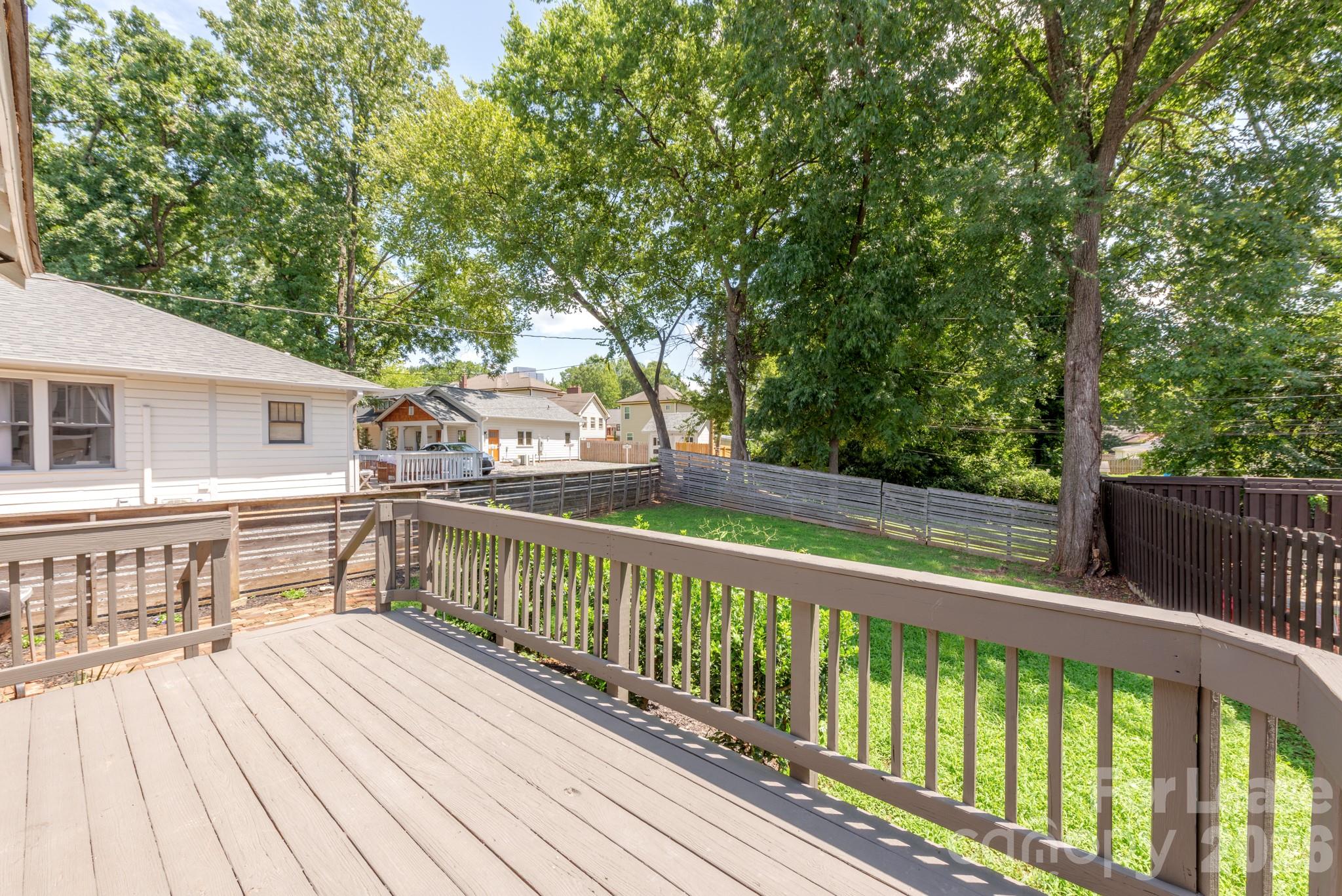1619 S Mint Street Property Photo 18