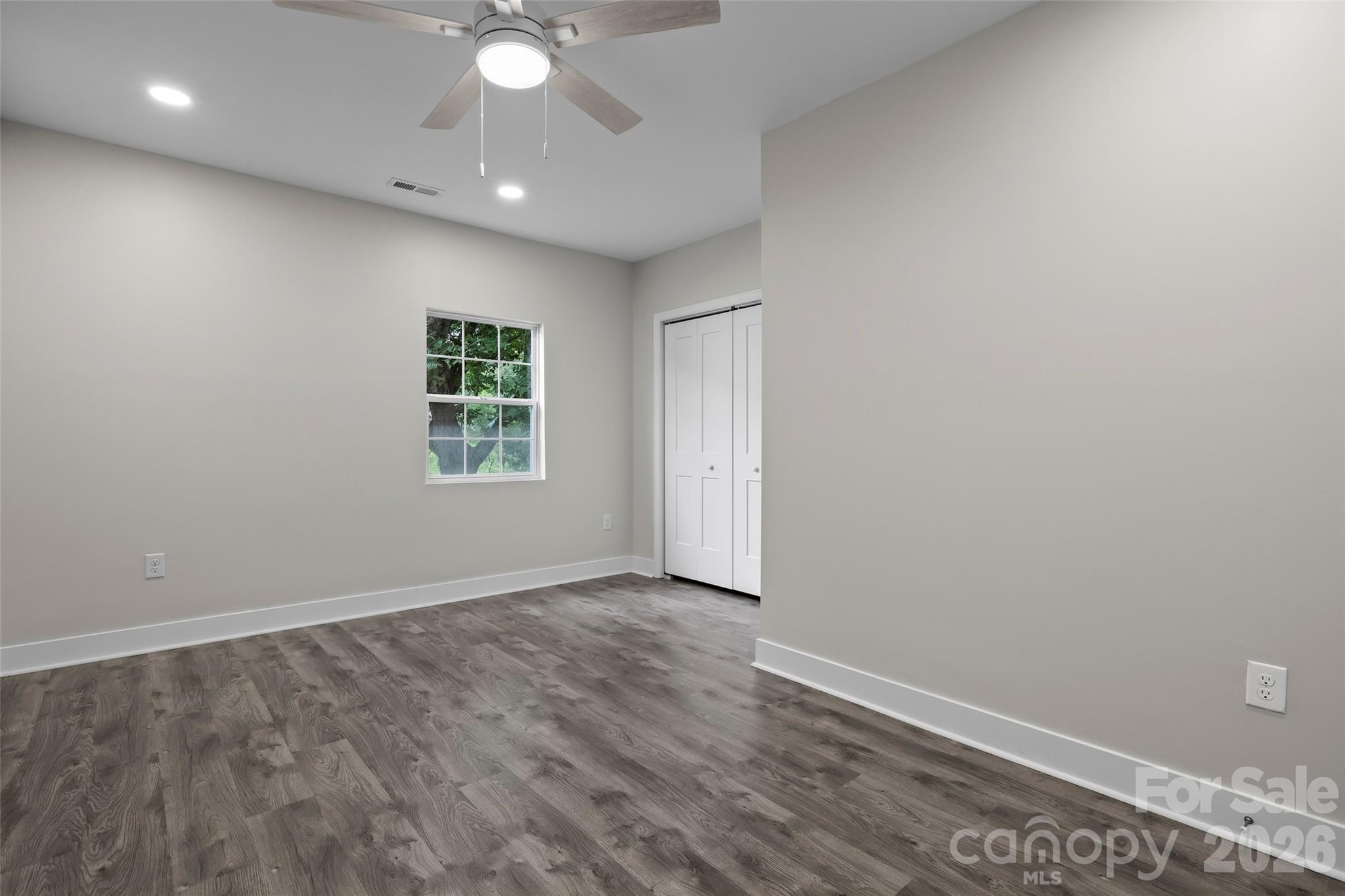 605 Kings Mountain Street Property Photo 10