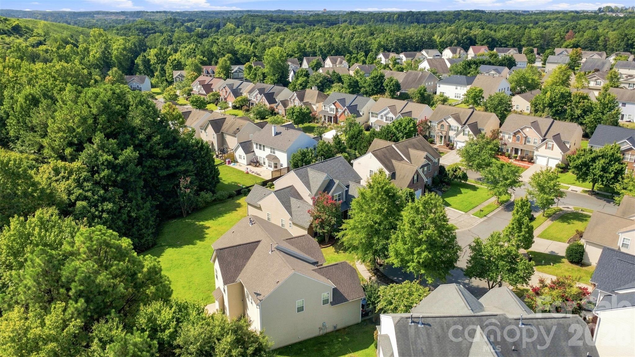 2506 Greenspire Court Property Photo 4