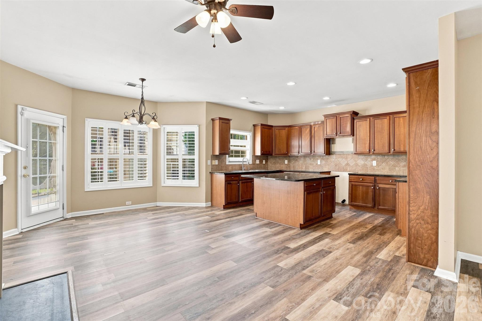 2506 Greenspire Court Property Photo 21