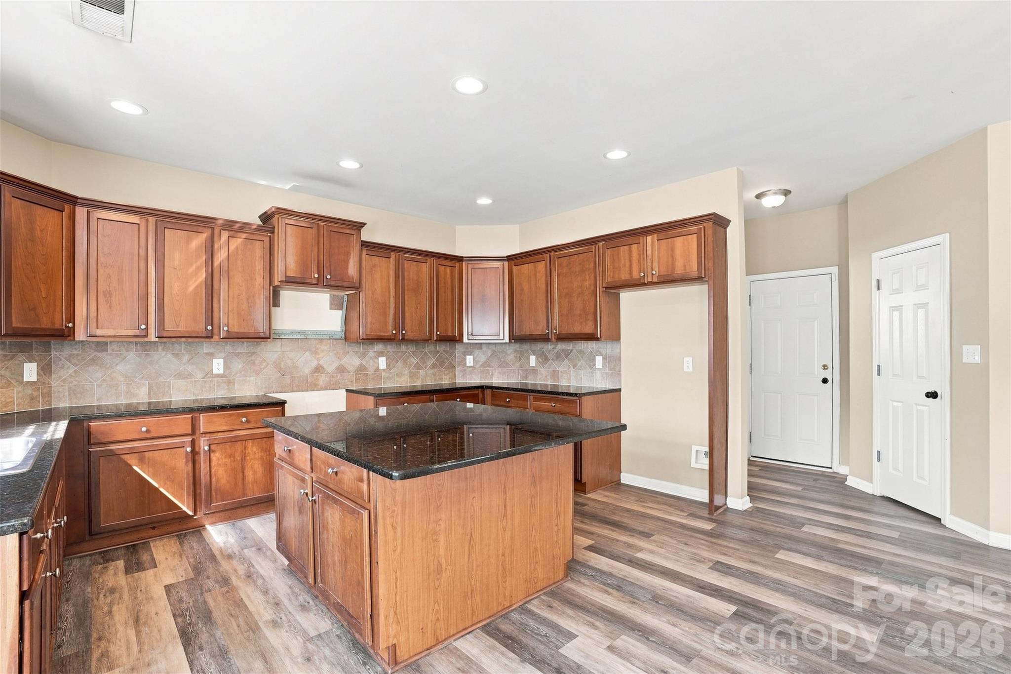 2506 Greenspire Court Property Photo 23
