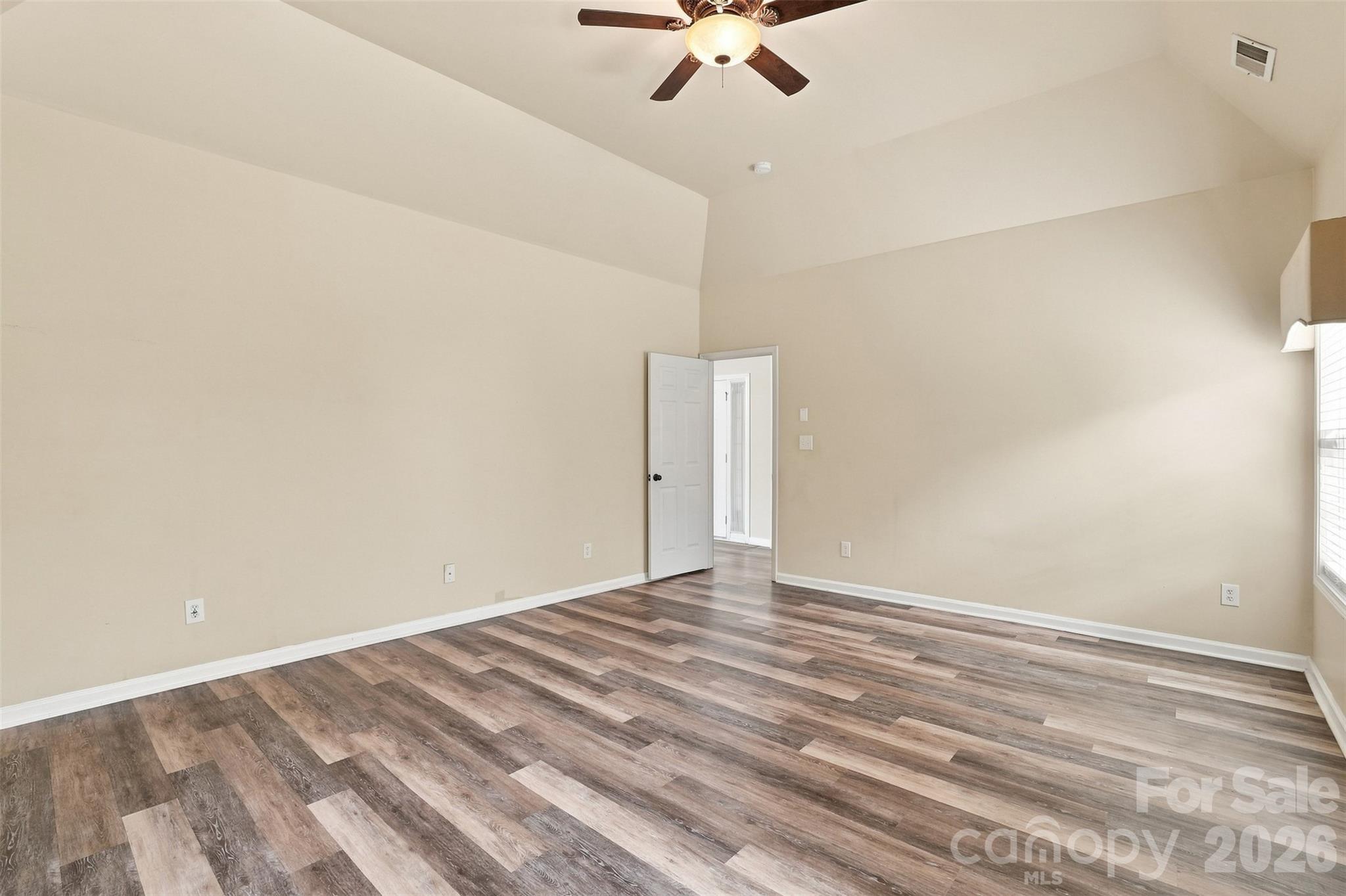 2506 Greenspire Court Property Photo 29