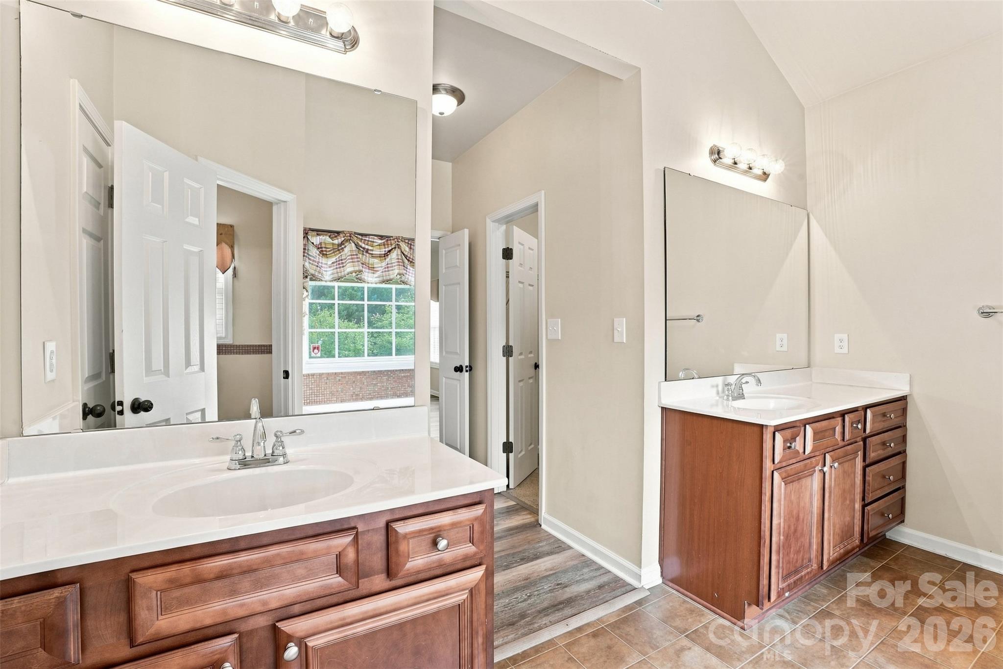 2506 Greenspire Court Property Photo 42