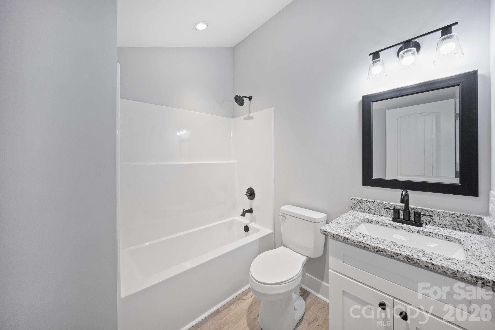 807 N Walnut Street Property Photo 15