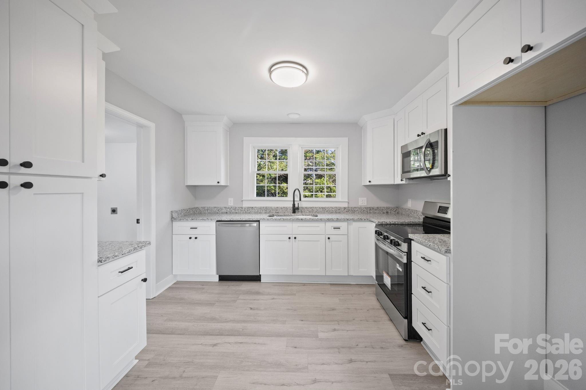 807 N Walnut Street Property Photo 19