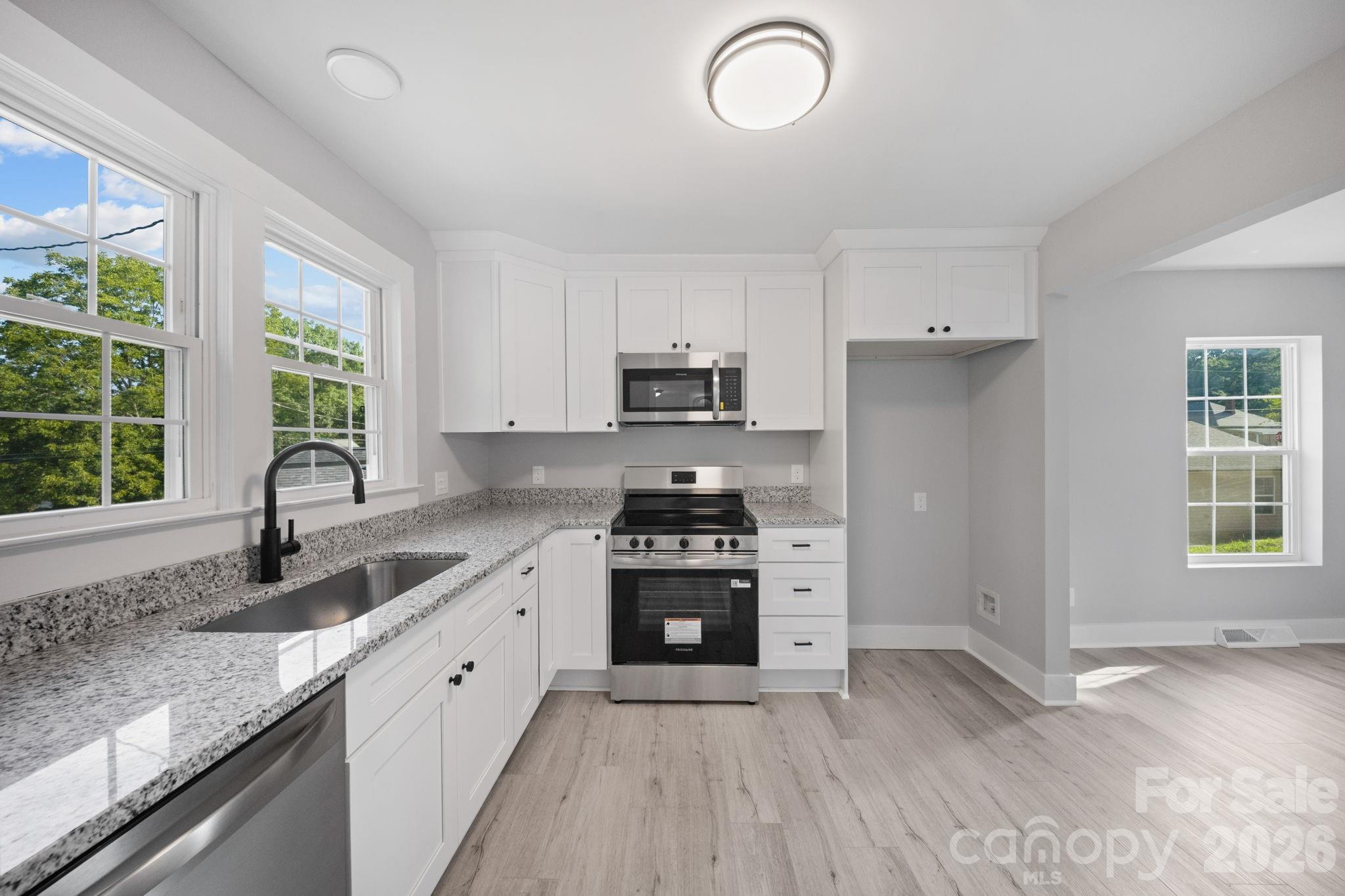 807 N Walnut Street Property Photo 20