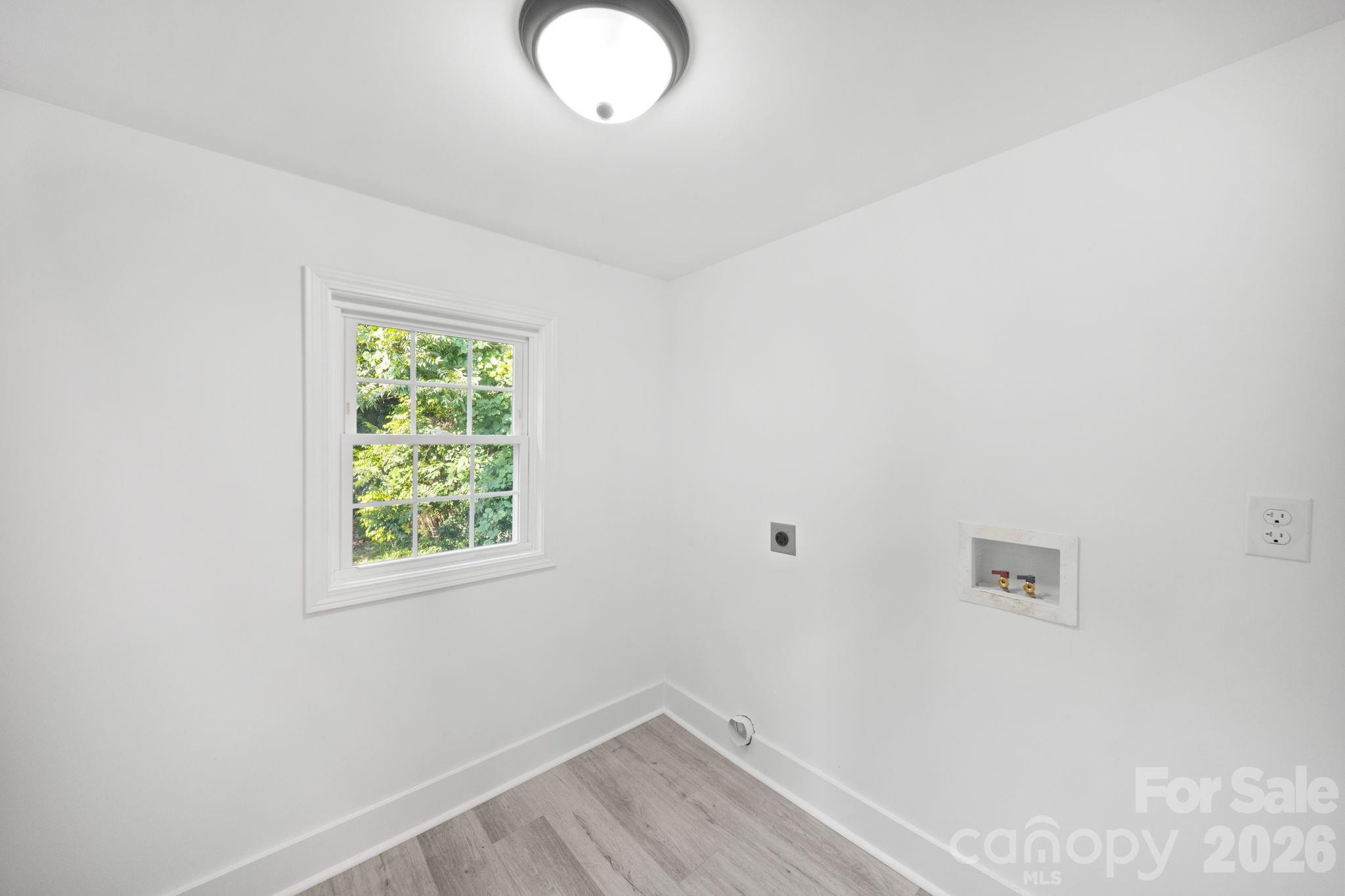 807 N Walnut Street Property Photo 21
