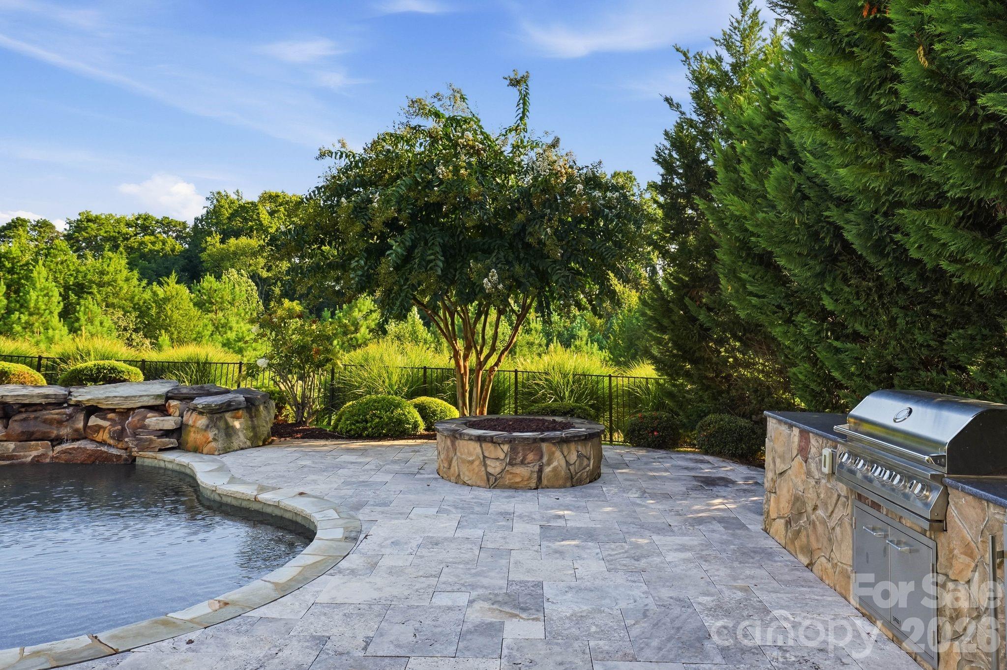 120 Eagles Landing Drive Property Photo 7