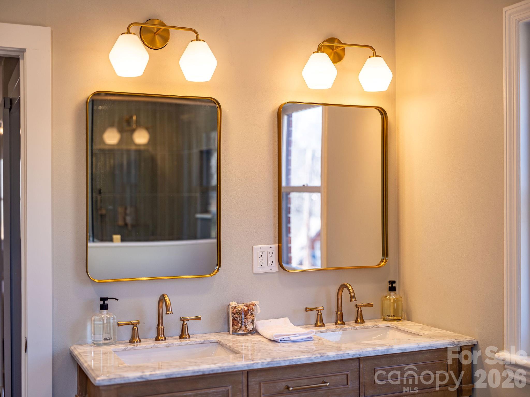 55 Cisco Road Property Photo 28