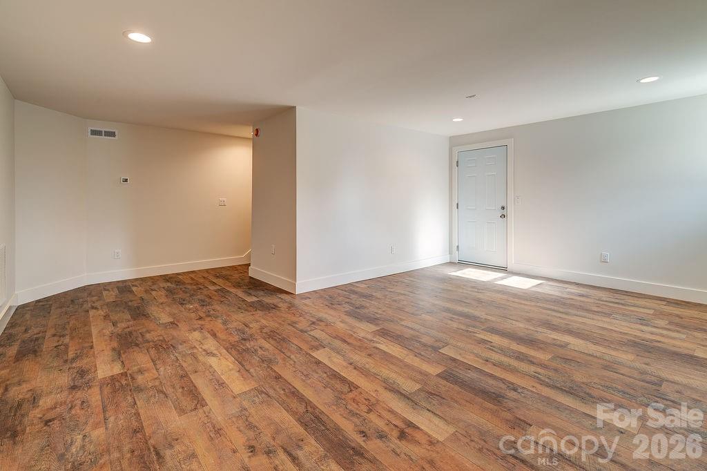 55 Cisco Road Property Photo 36