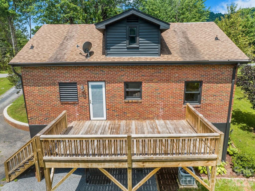 55 Cisco Road Property Photo 39