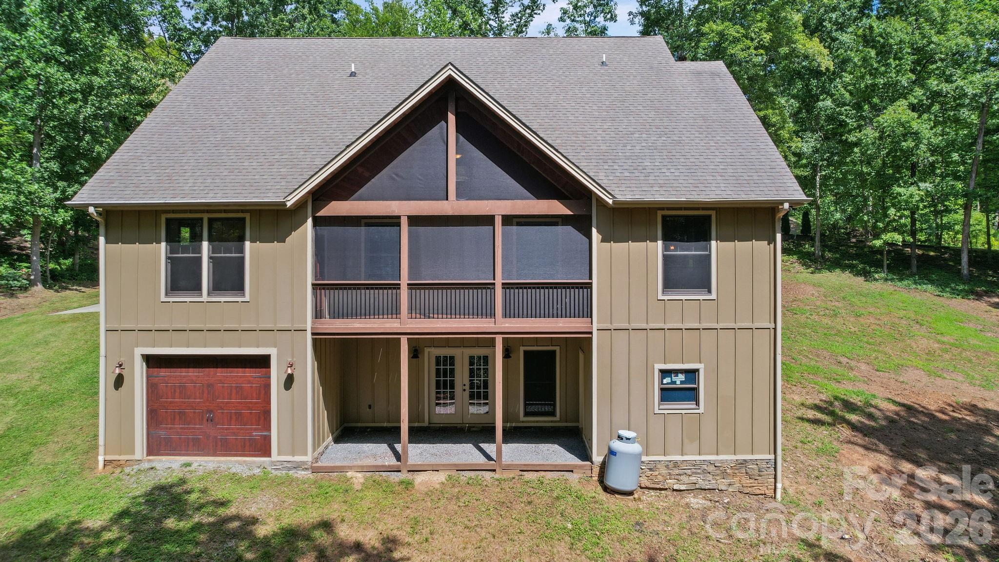 126 Hunters Field Way Property Photo 4