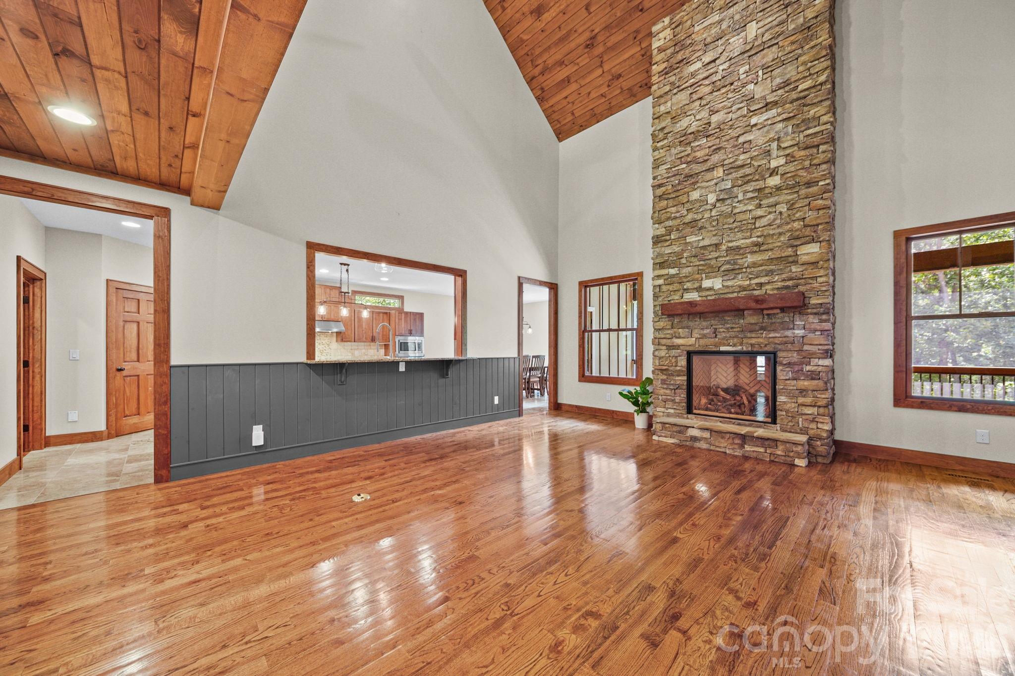 126 Hunters Field Way Property Photo 14