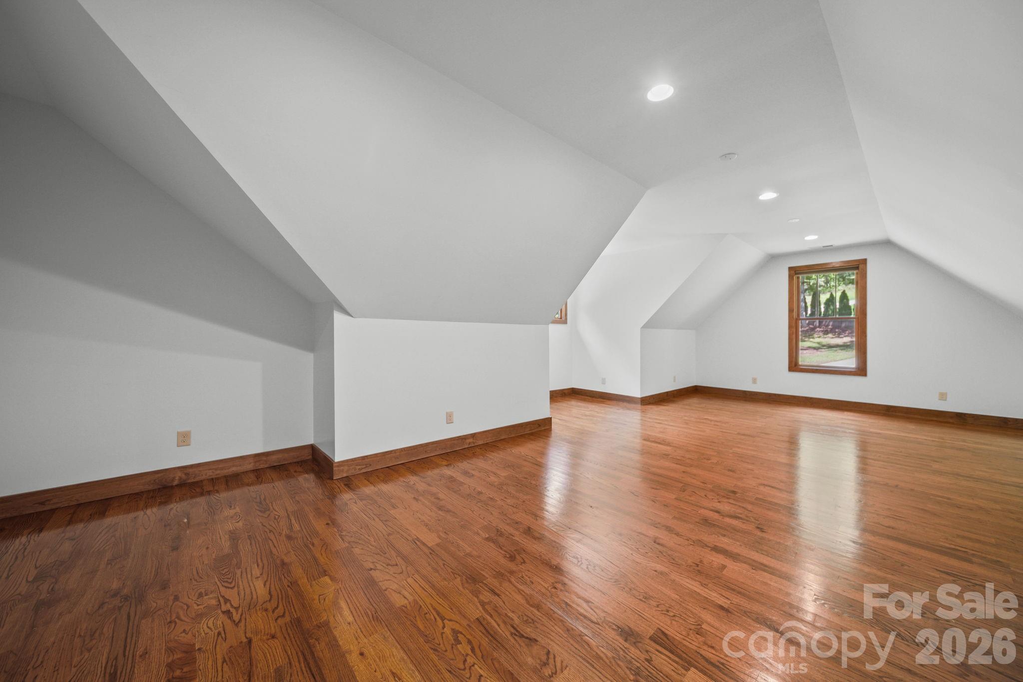 126 Hunters Field Way Property Photo 25