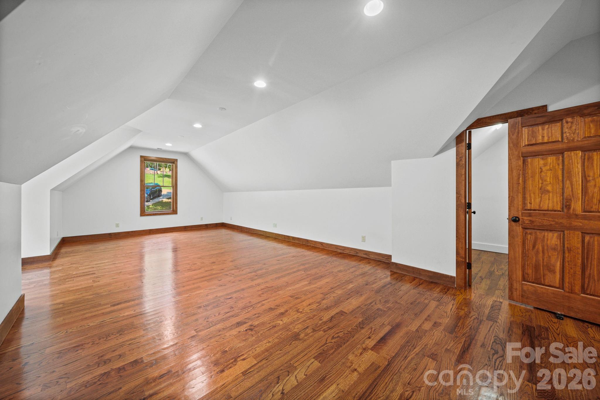 126 Hunters Field Way Property Photo 26