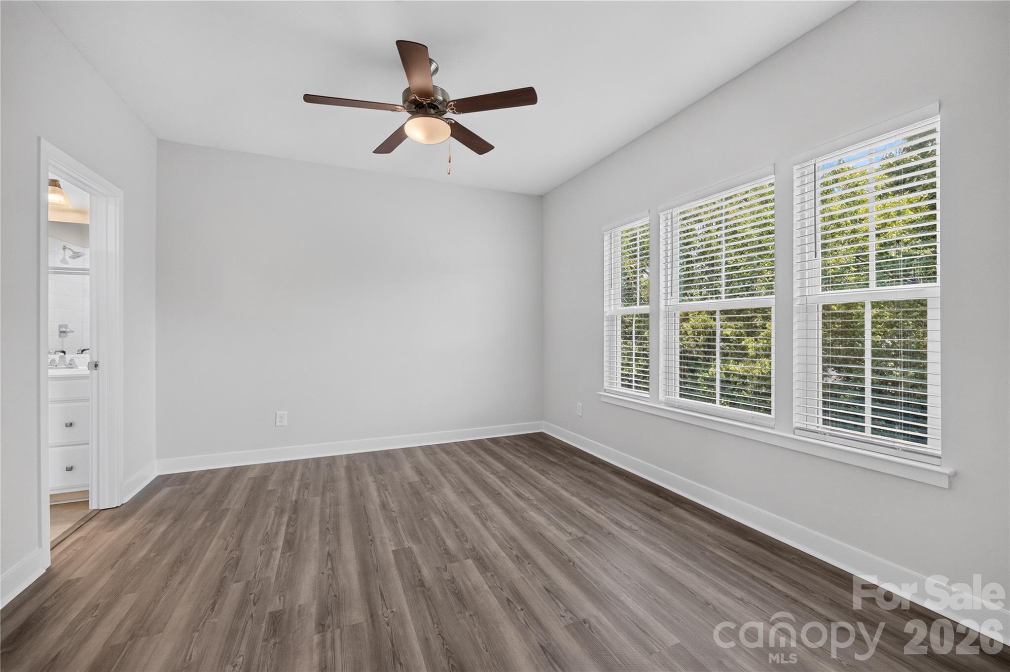 252 Parkwood Avenue Property Photo 14