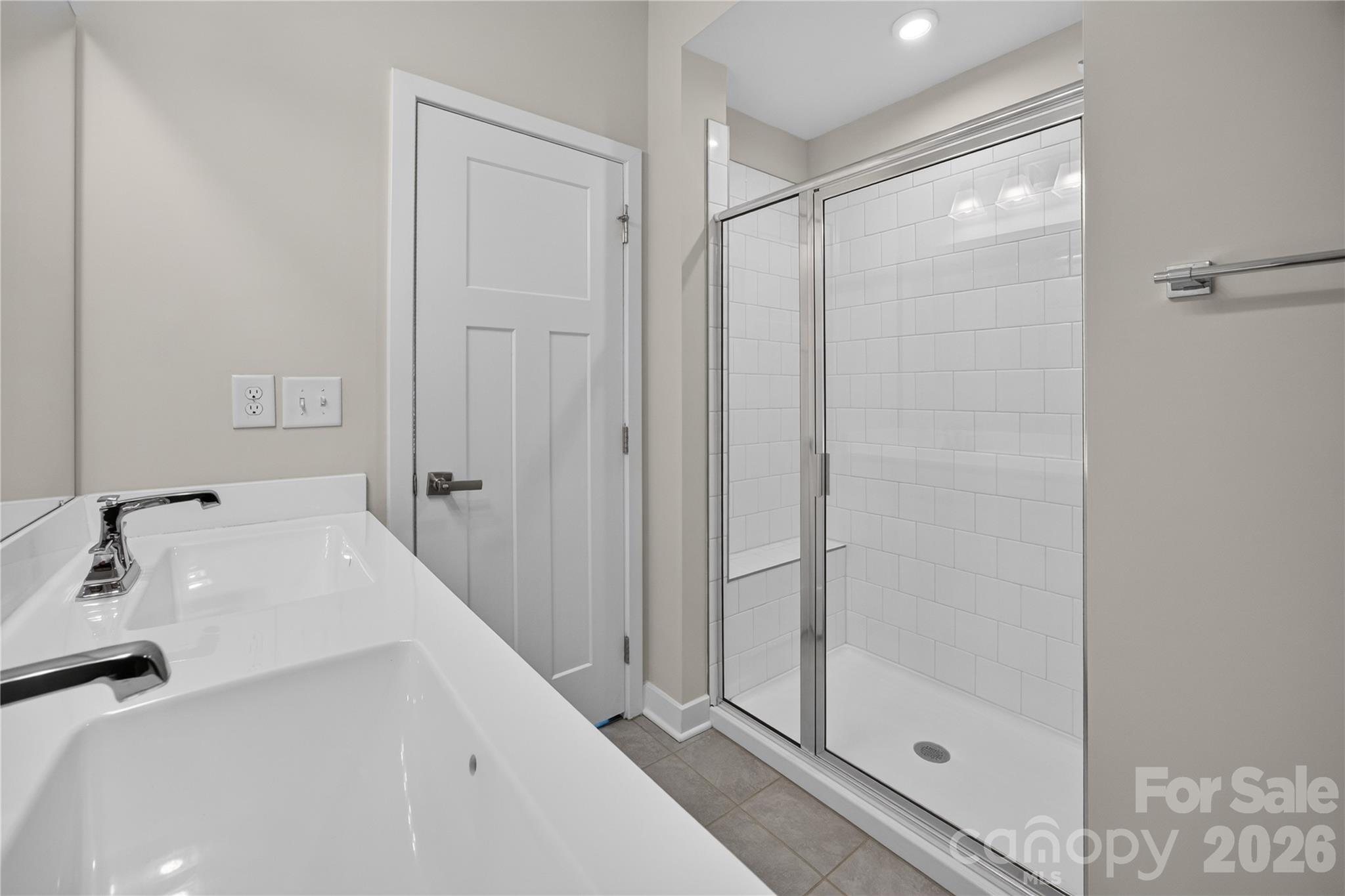 252 Parkwood Avenue Property Photo 17