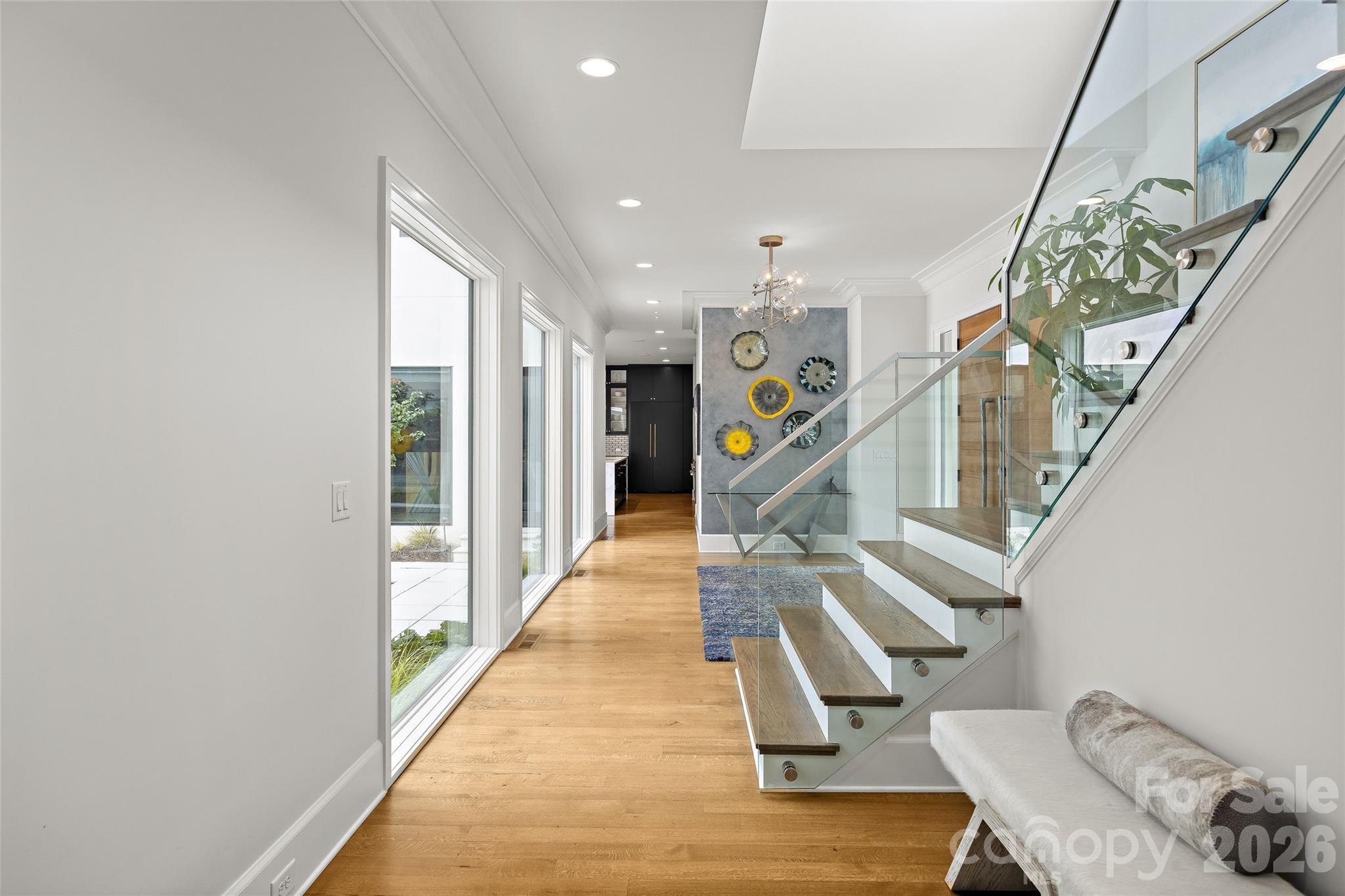316 Mammoth Oaks Drive Property Photo 8