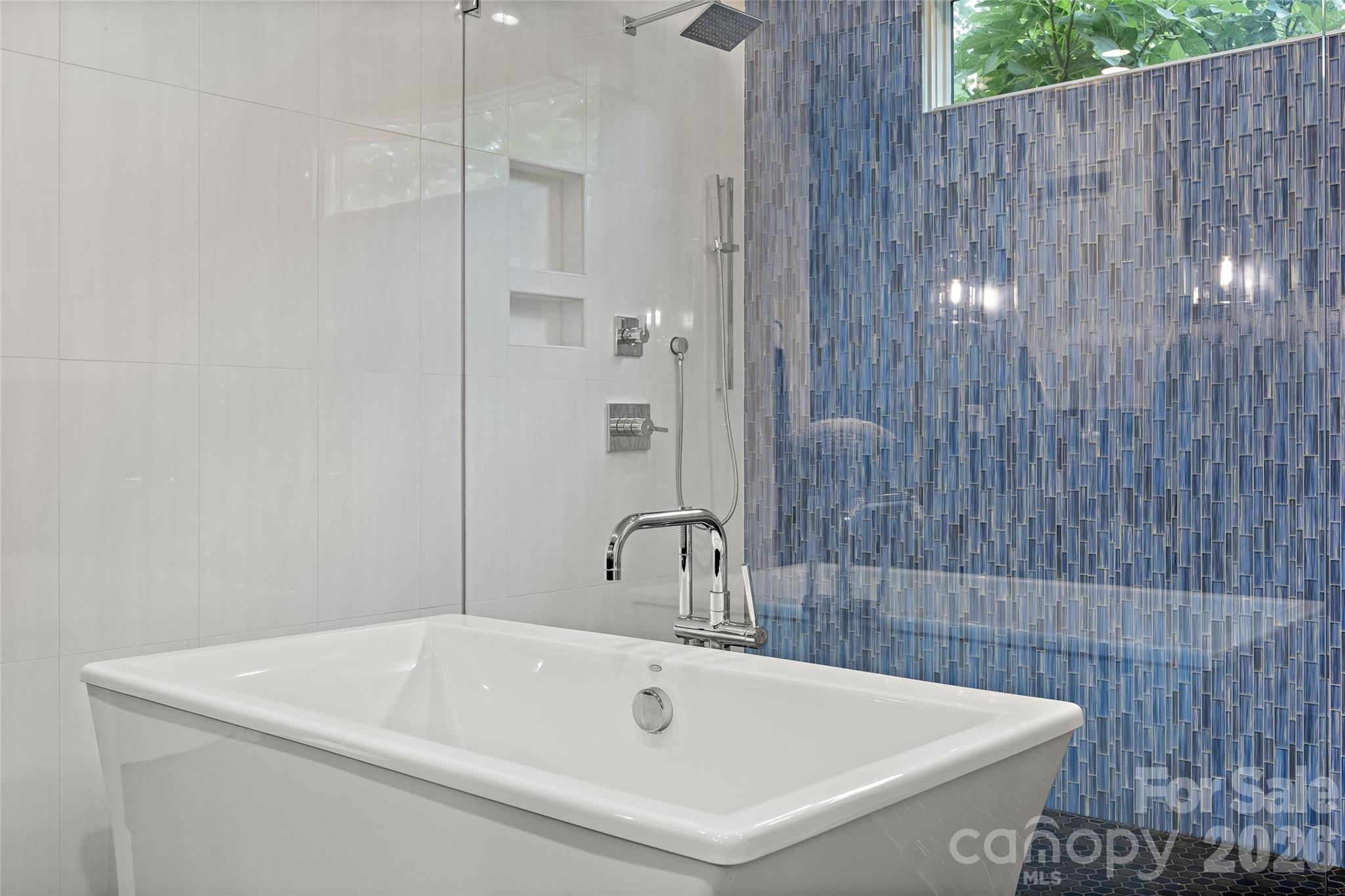 316 Mammoth Oaks Drive Property Photo 24