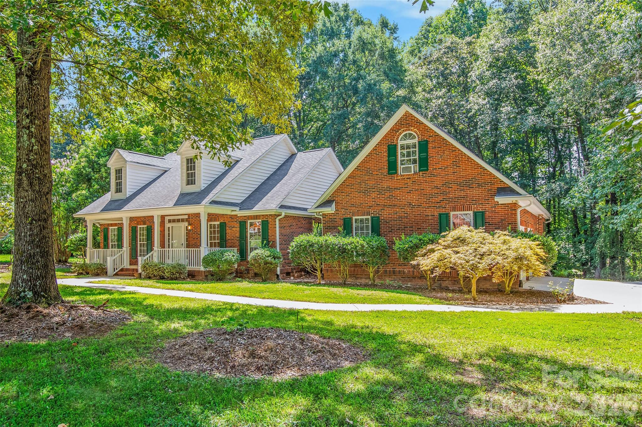 6756 Hawks Nest Lane Property Photo 2