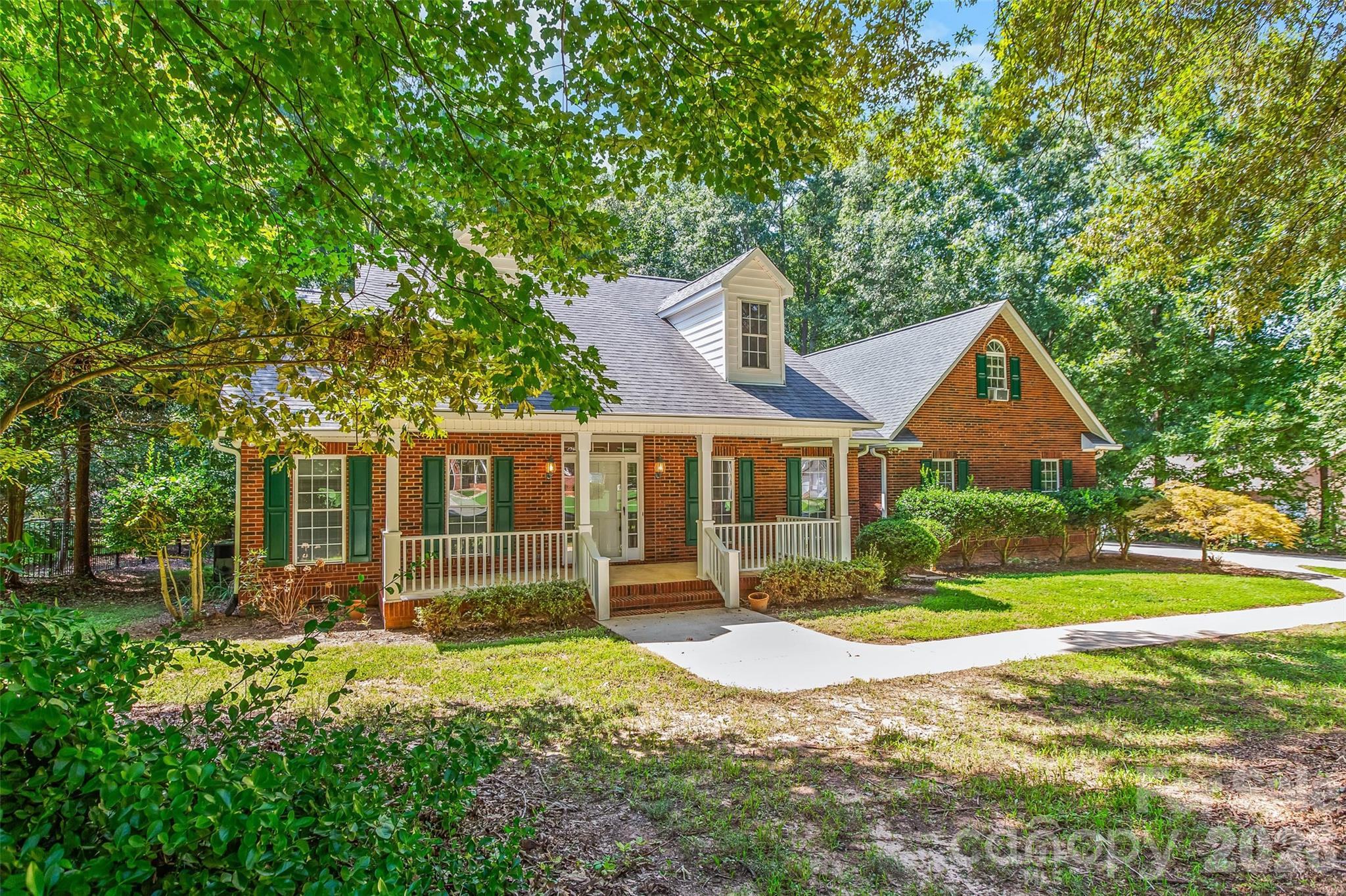 6756 Hawks Nest Lane Property Photo 3