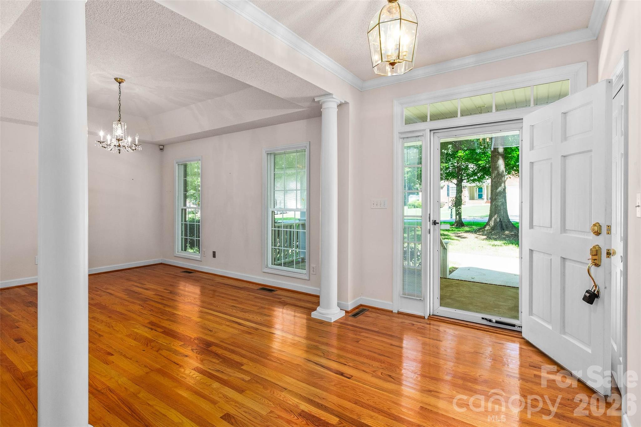6756 Hawks Nest Lane Property Photo 5