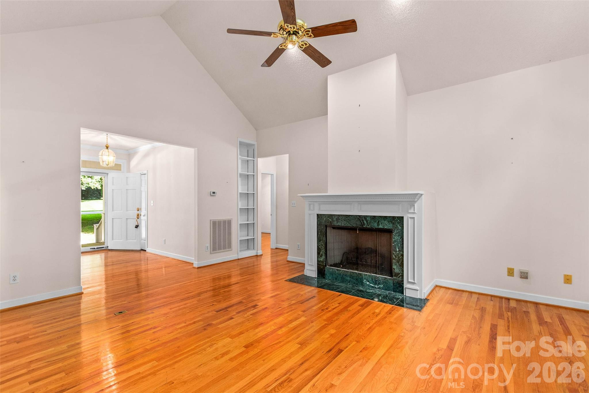 6756 Hawks Nest Lane Property Photo 9