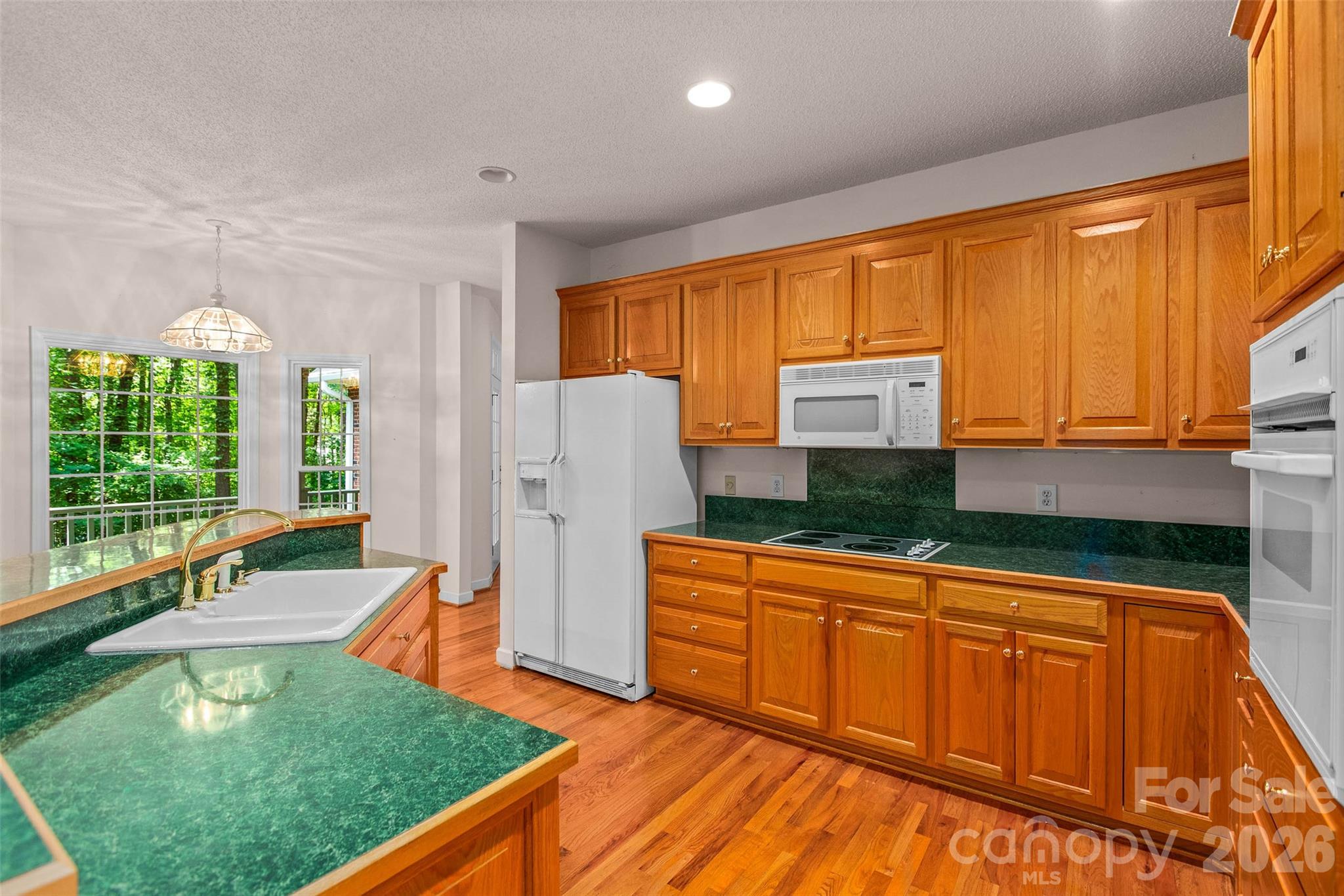 6756 Hawks Nest Lane Property Photo 12