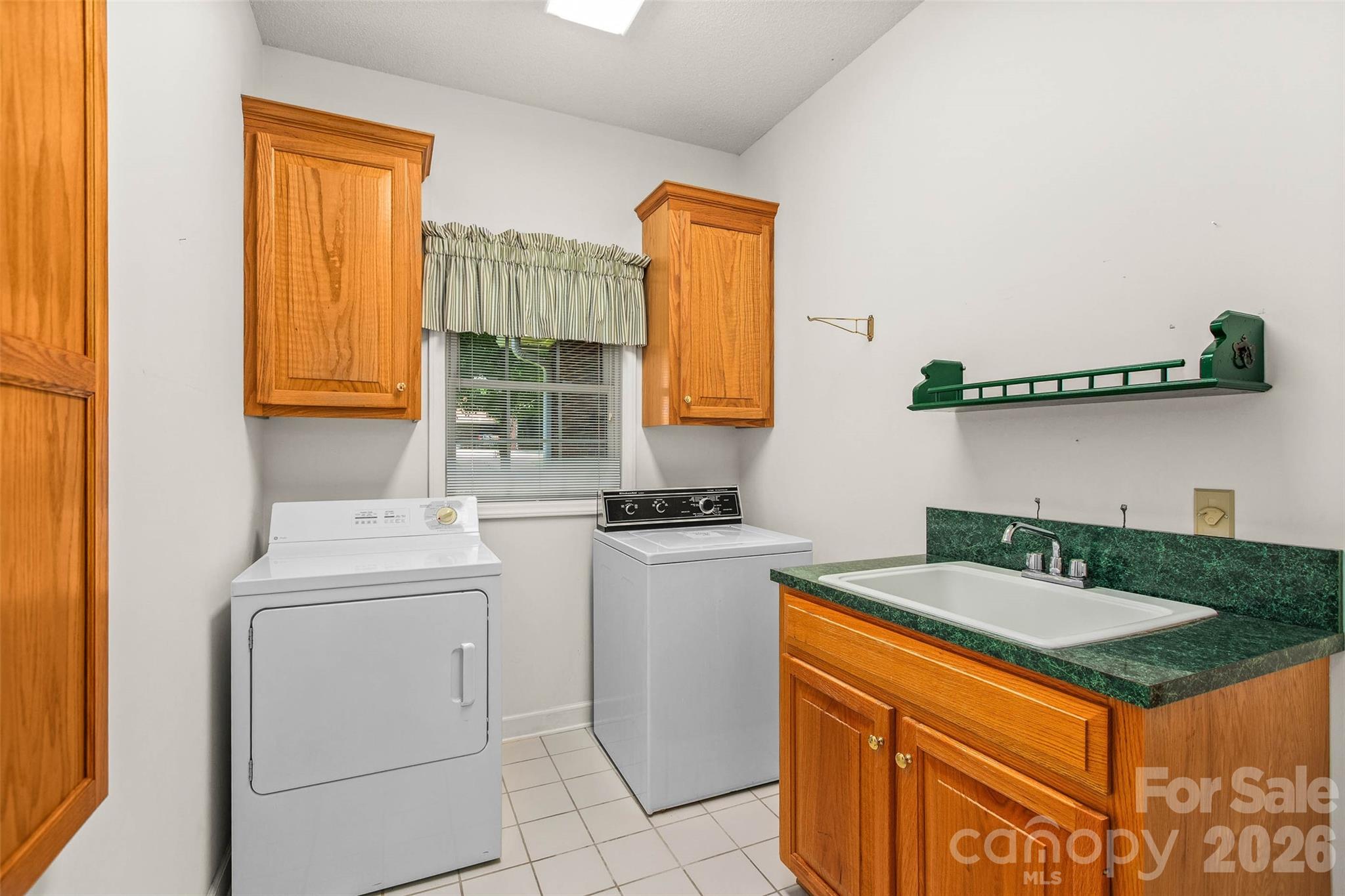 6756 Hawks Nest Lane Property Photo 19