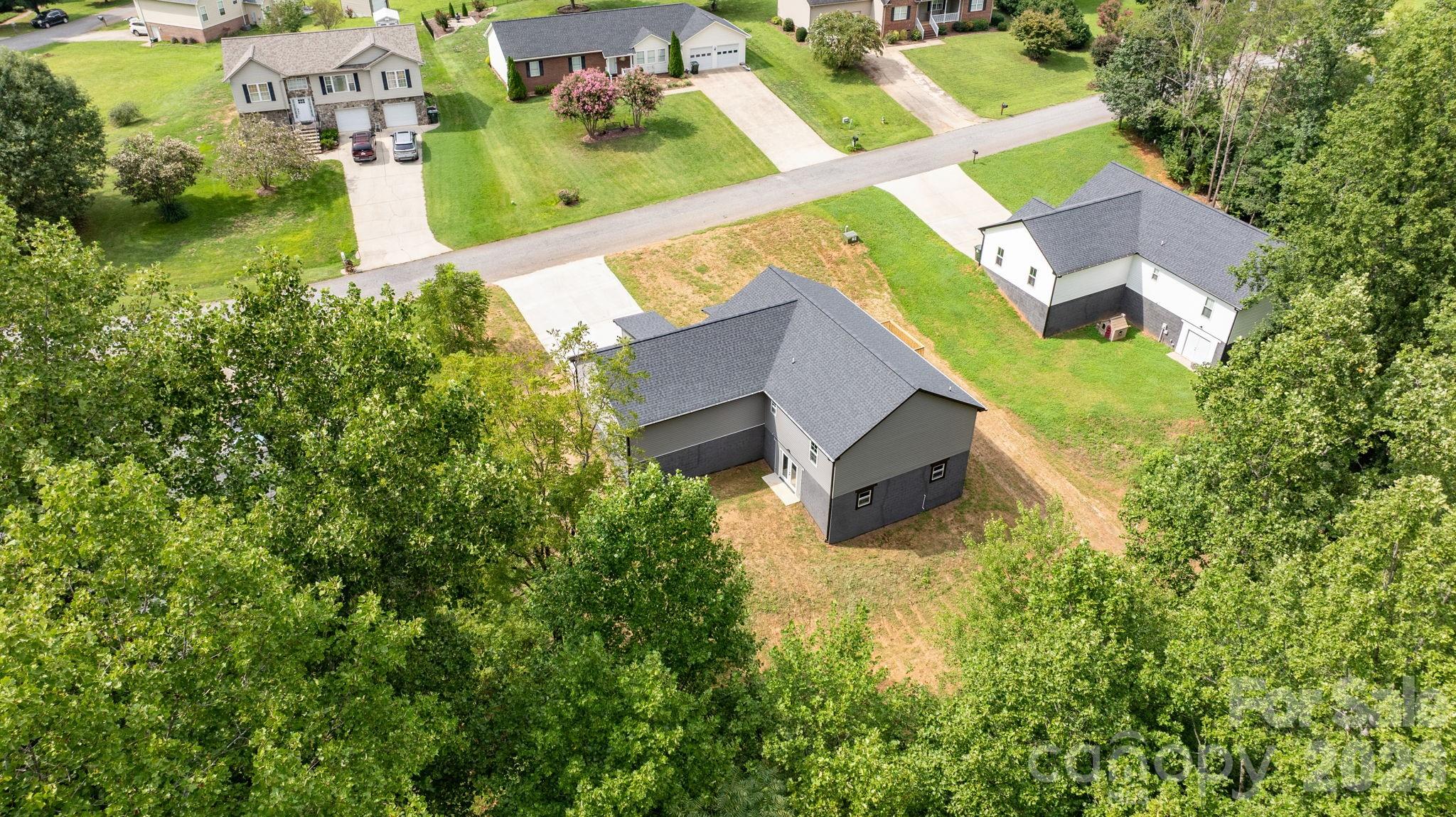 128 Buck Shoals Circle Property Photo 33